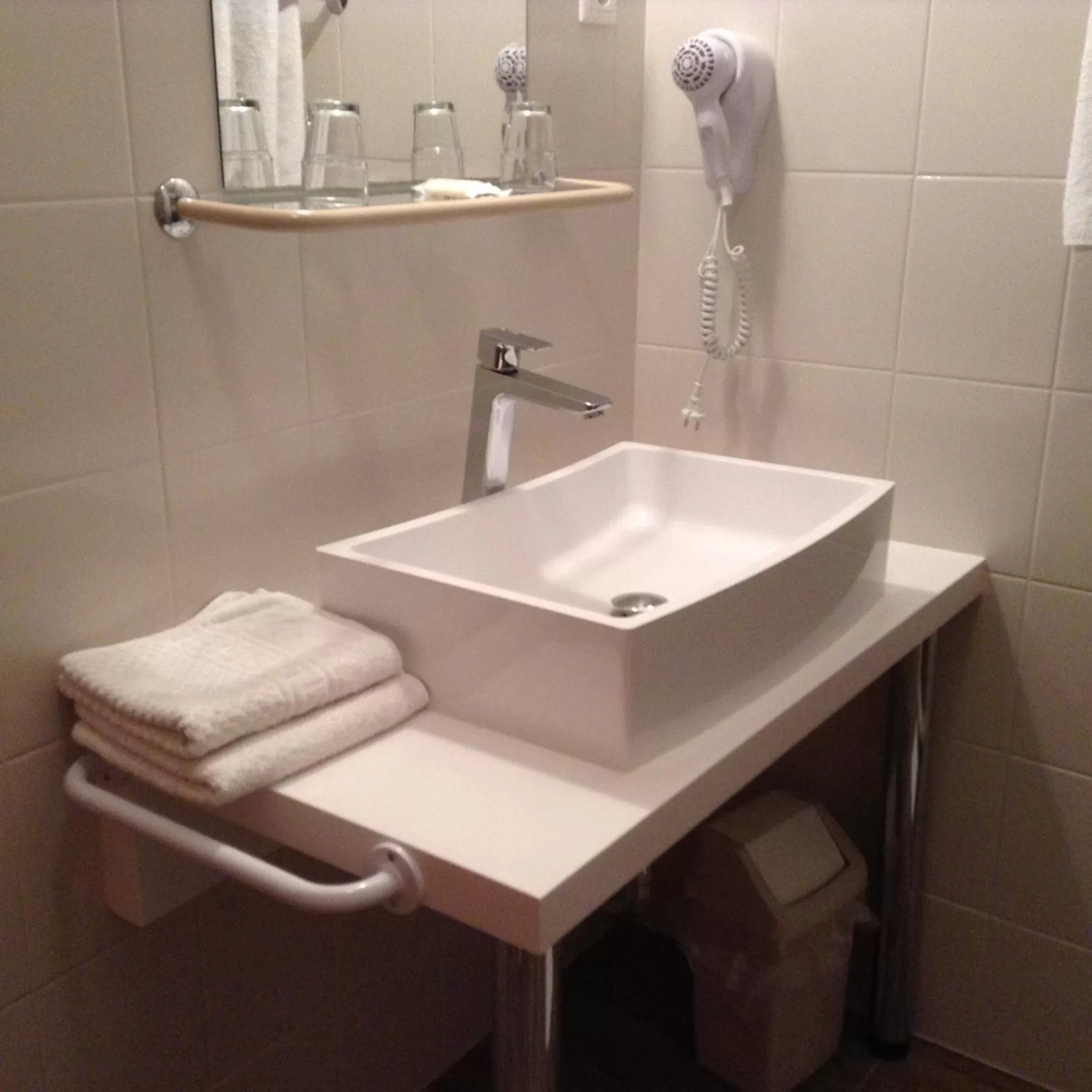 Bathroom in Hotel Zsida