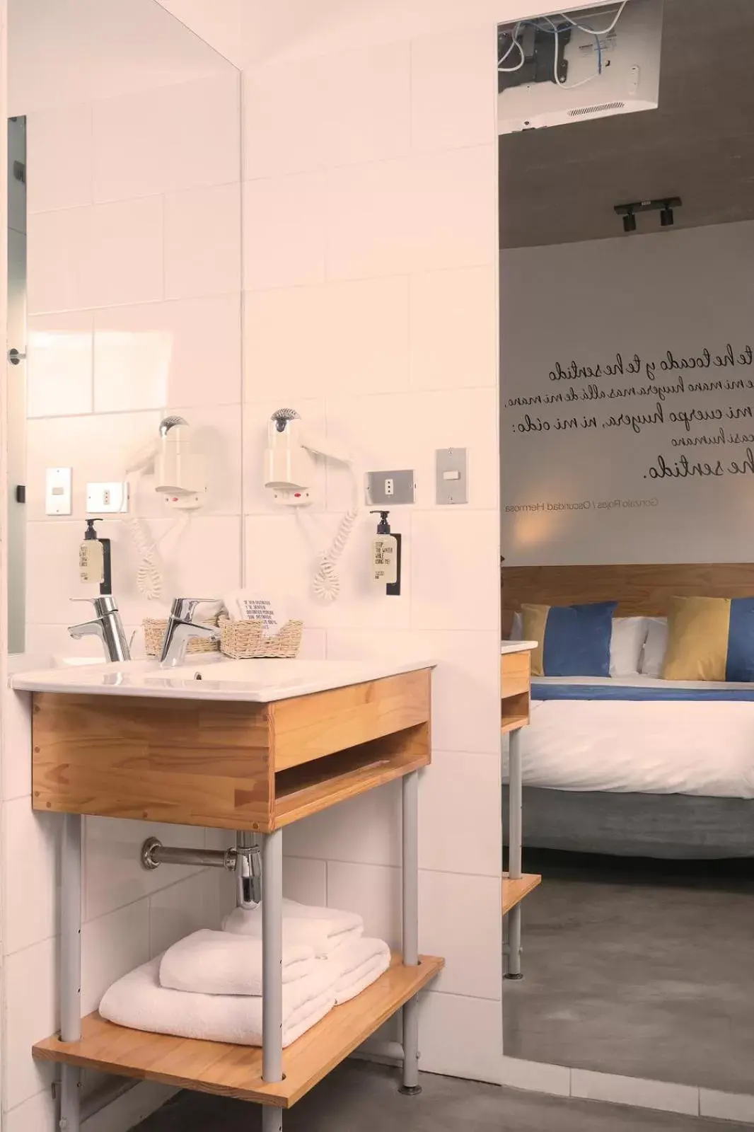 Standard Queen Room in Verso Hotel Standard Queen Room in Verso Hotel