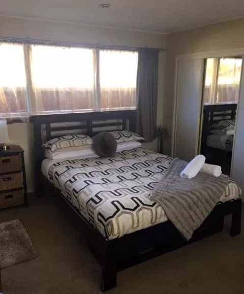 Bed in Aarburg Airport Motel