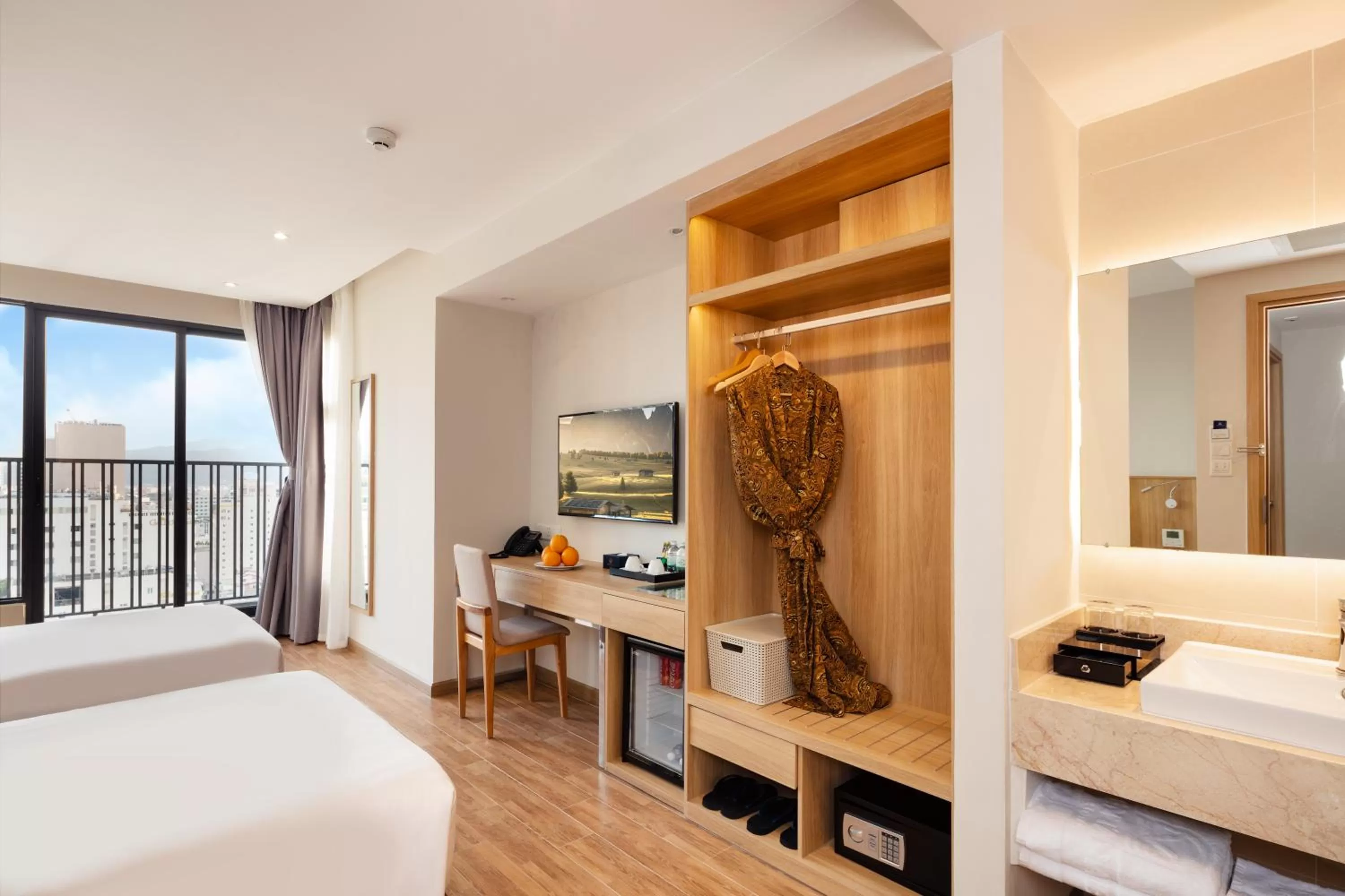 Property building, Bed in VENTANA NHA TRANG HOTEL
