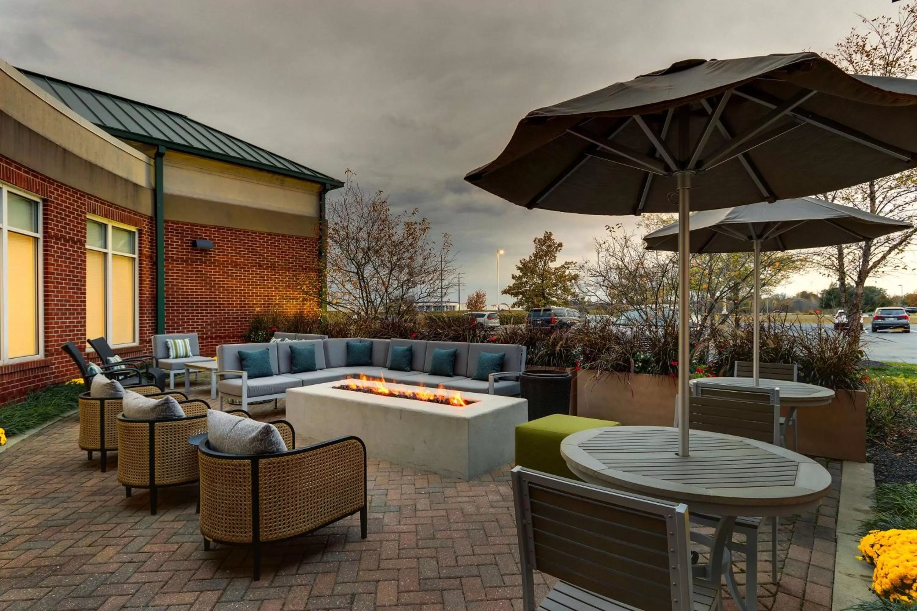Patio in Hilton Garden Inn Indianapolis Airport
