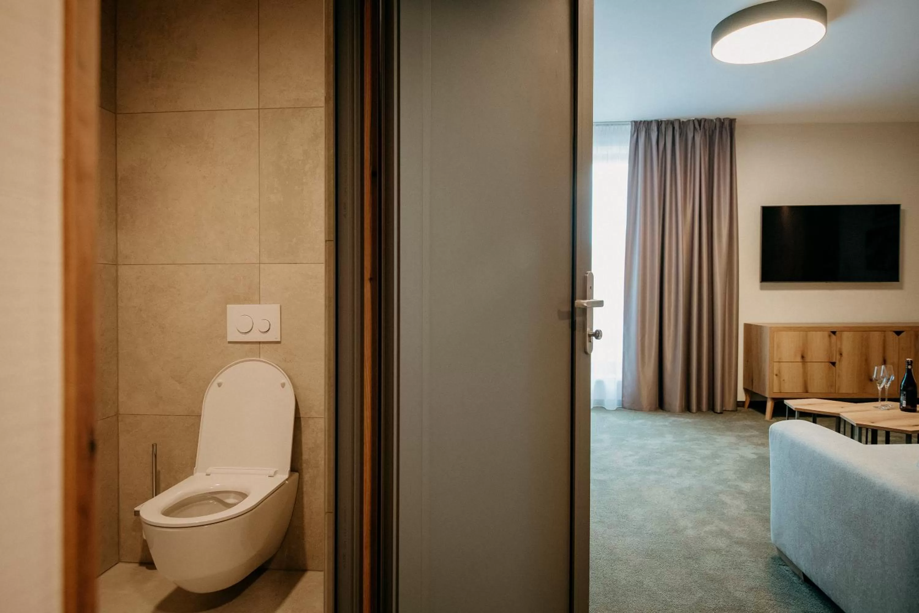 Toilet in RM Hotel Wellness & Congress