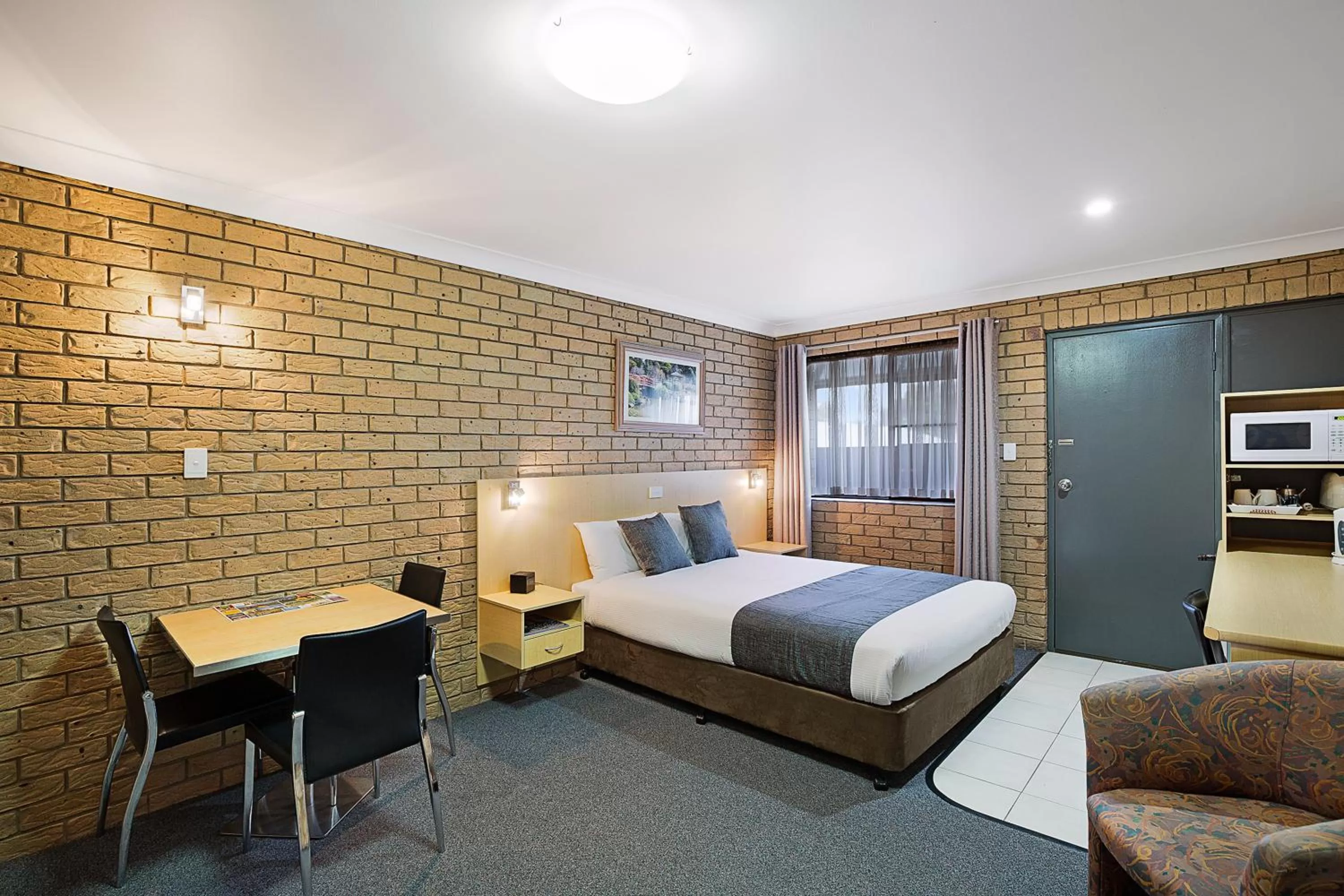 Bedroom, Bed in Sunray Motor Inn