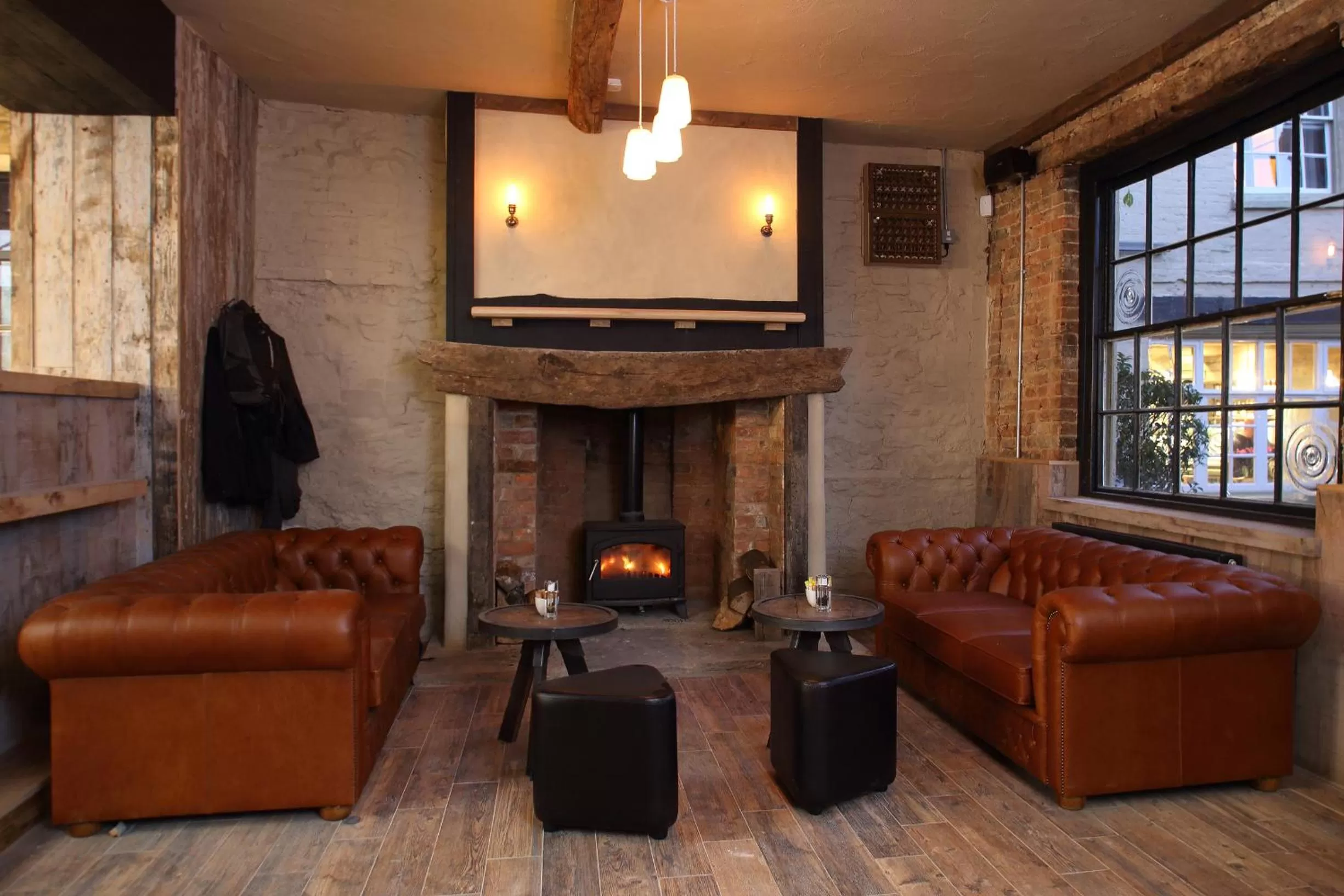 Living room in The Crown And Thistle, Abingdon