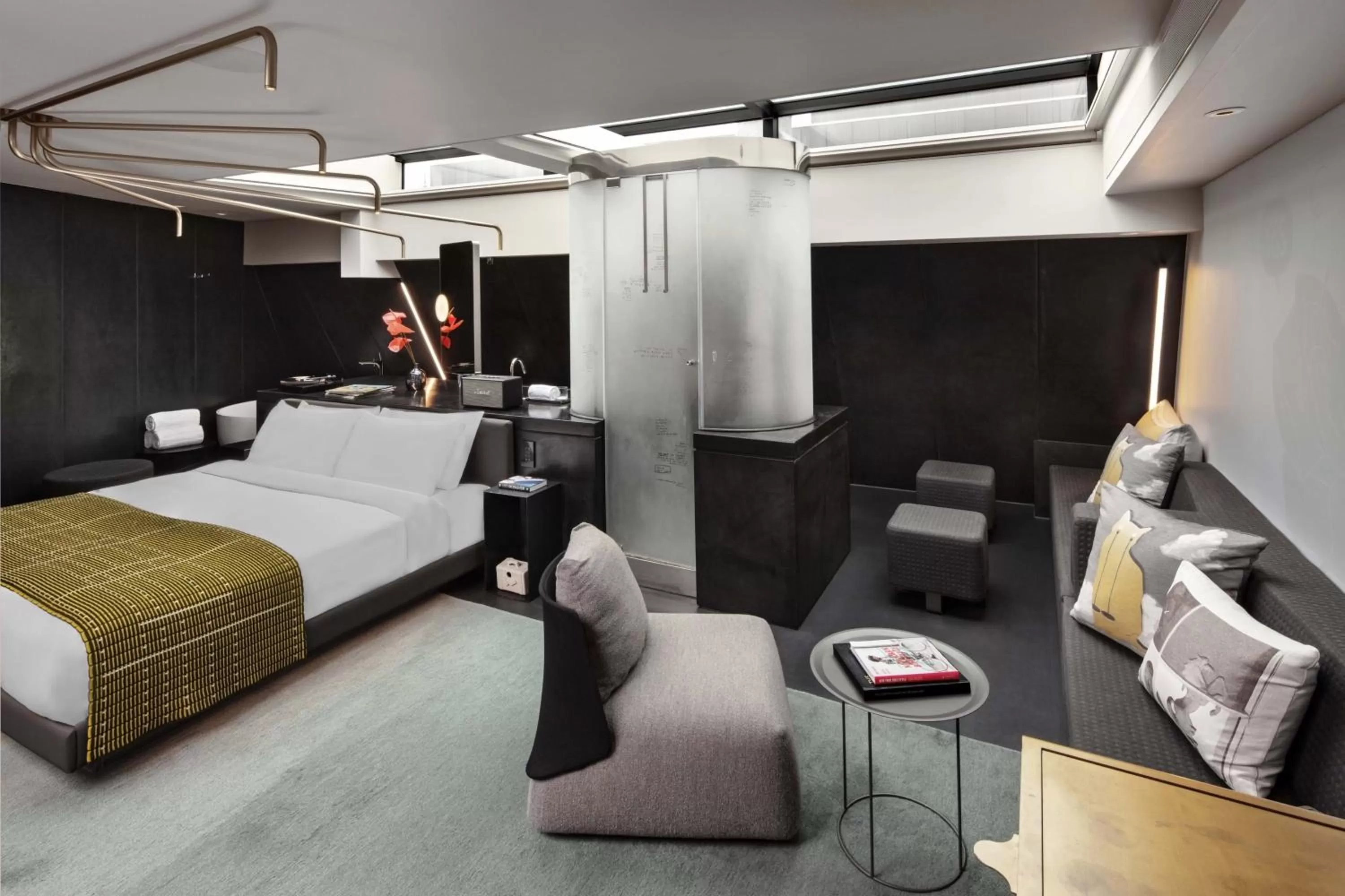 Photo of the whole room, Bed in W Amsterdam