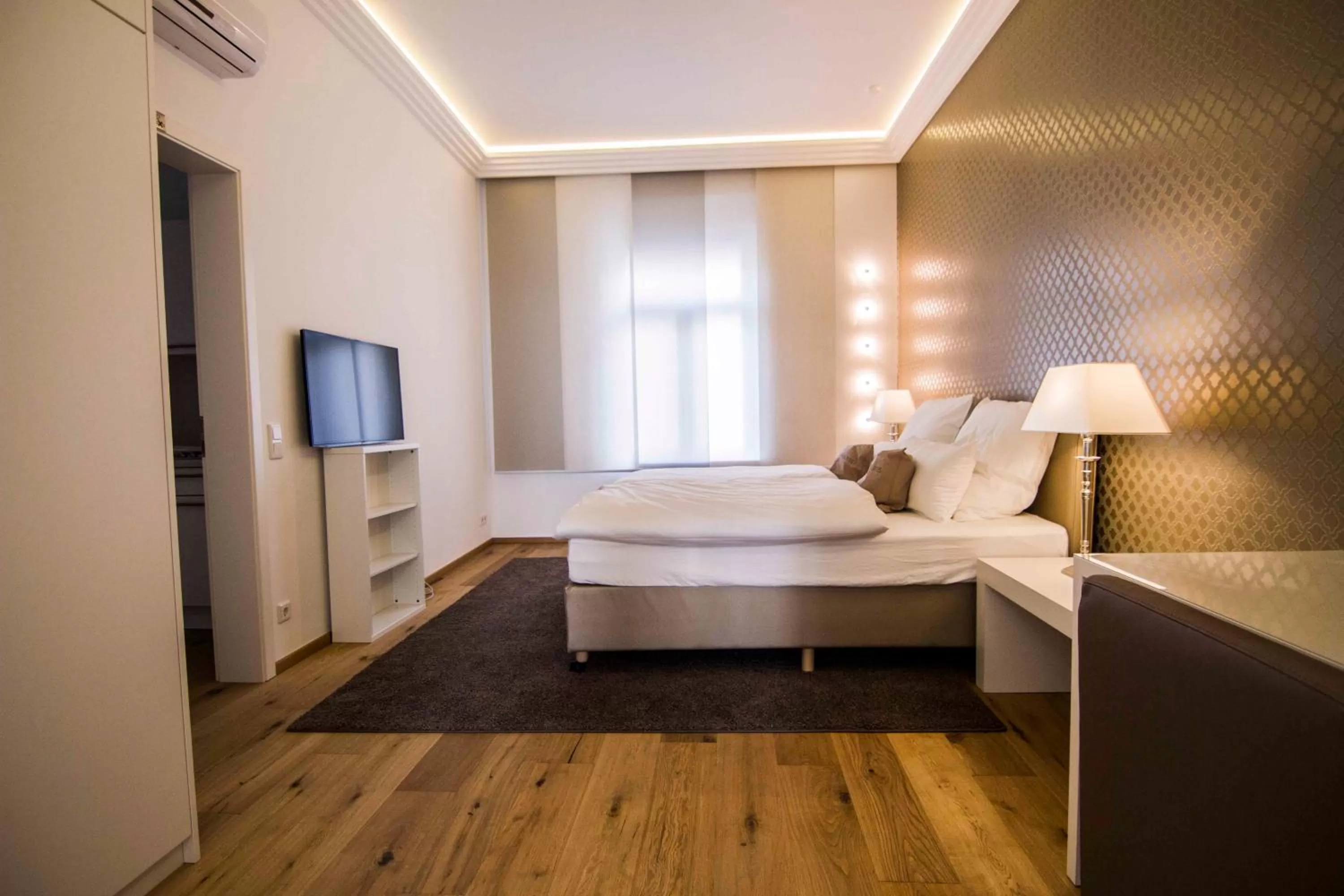 Deluxe Suite in Haven Hotels - Helvetia Suites