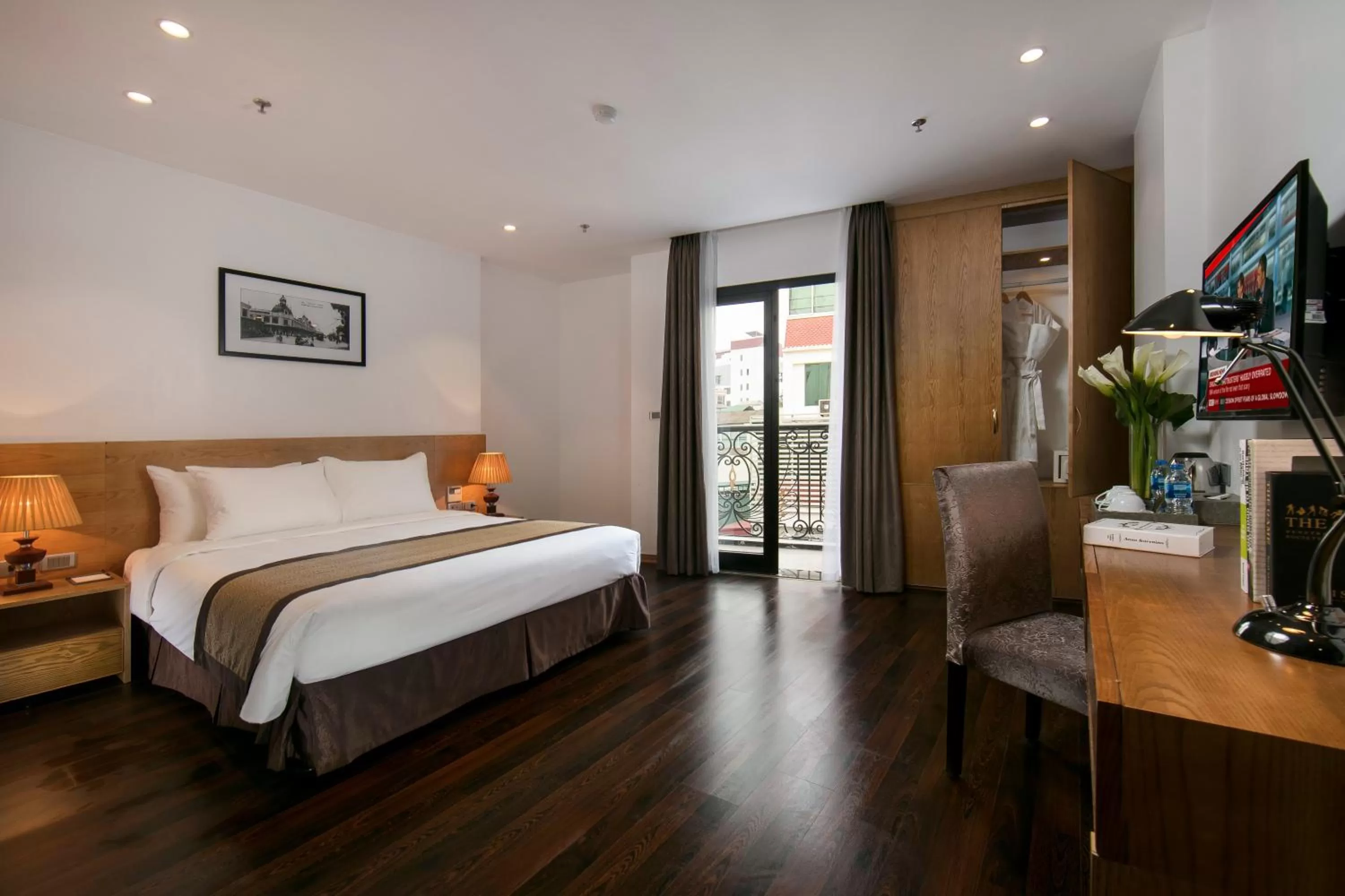 Bed in Hanoi Paon Hotel Spa & Sky Bar