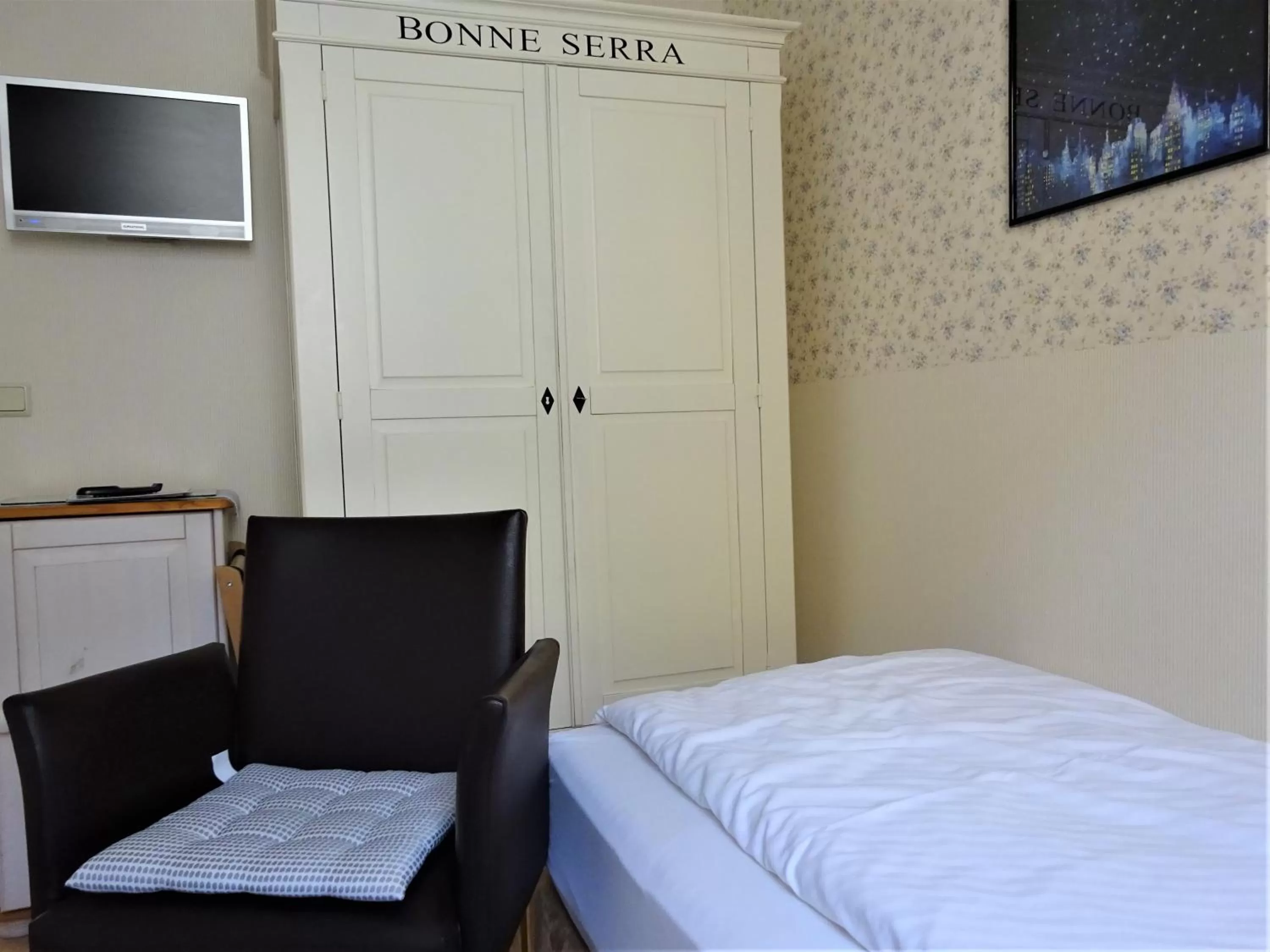 Photo of the whole room in Pension Zur Fährbrücke