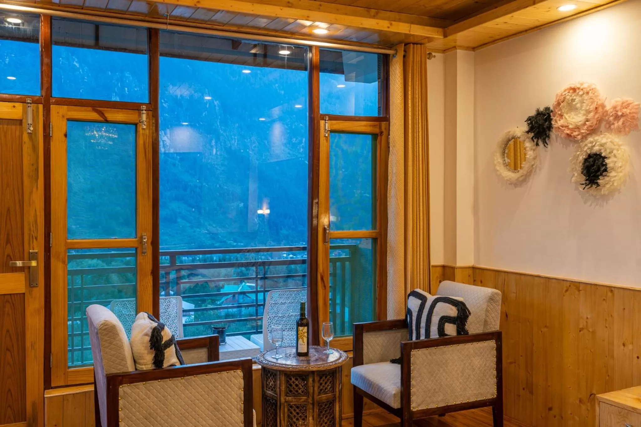 Balcony/Terrace, Seating Area in The 14 Gables, A Boutique Stay