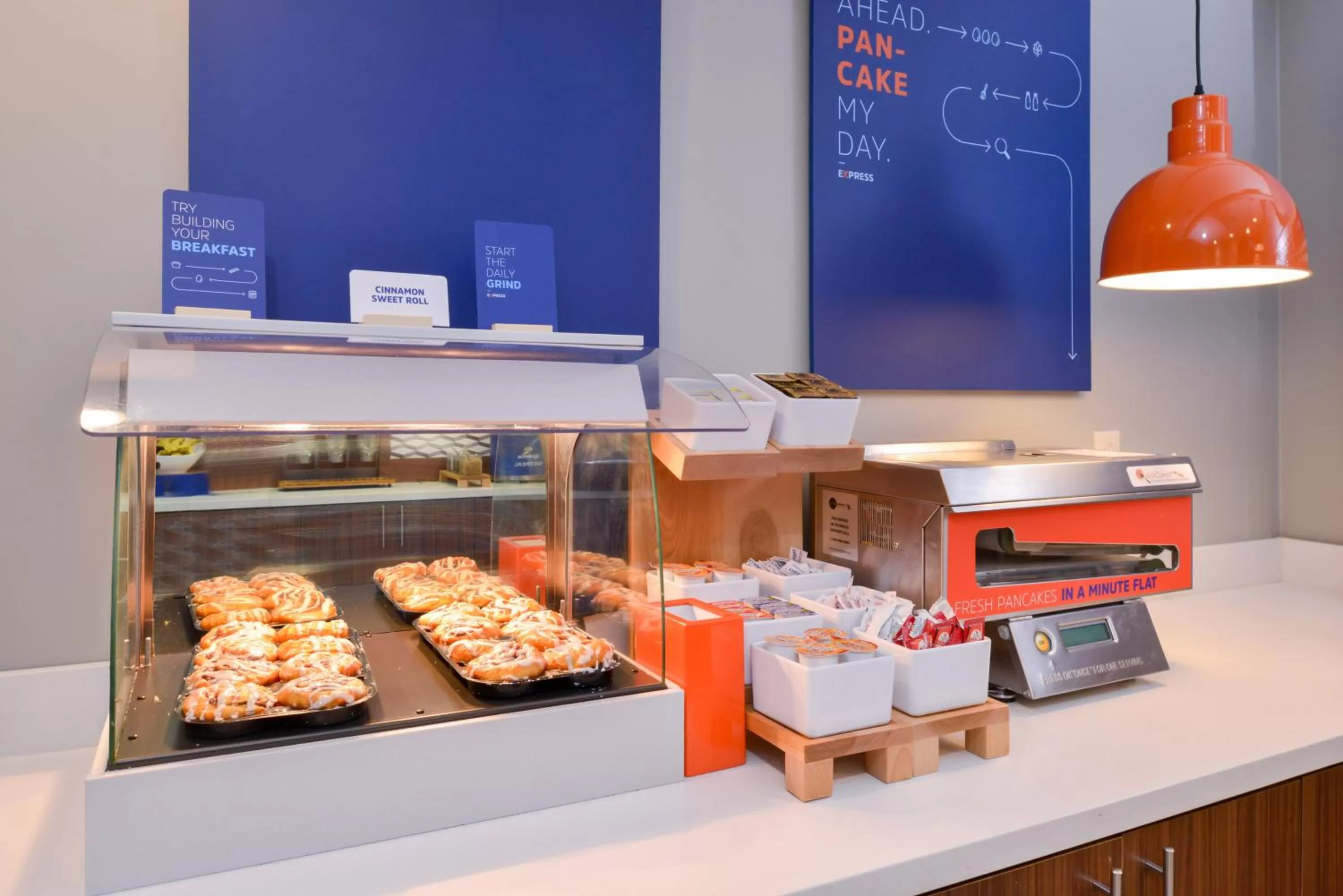 Breakfast in Holiday Inn Express Hotel & Suites Southfield - Detroit by IHG