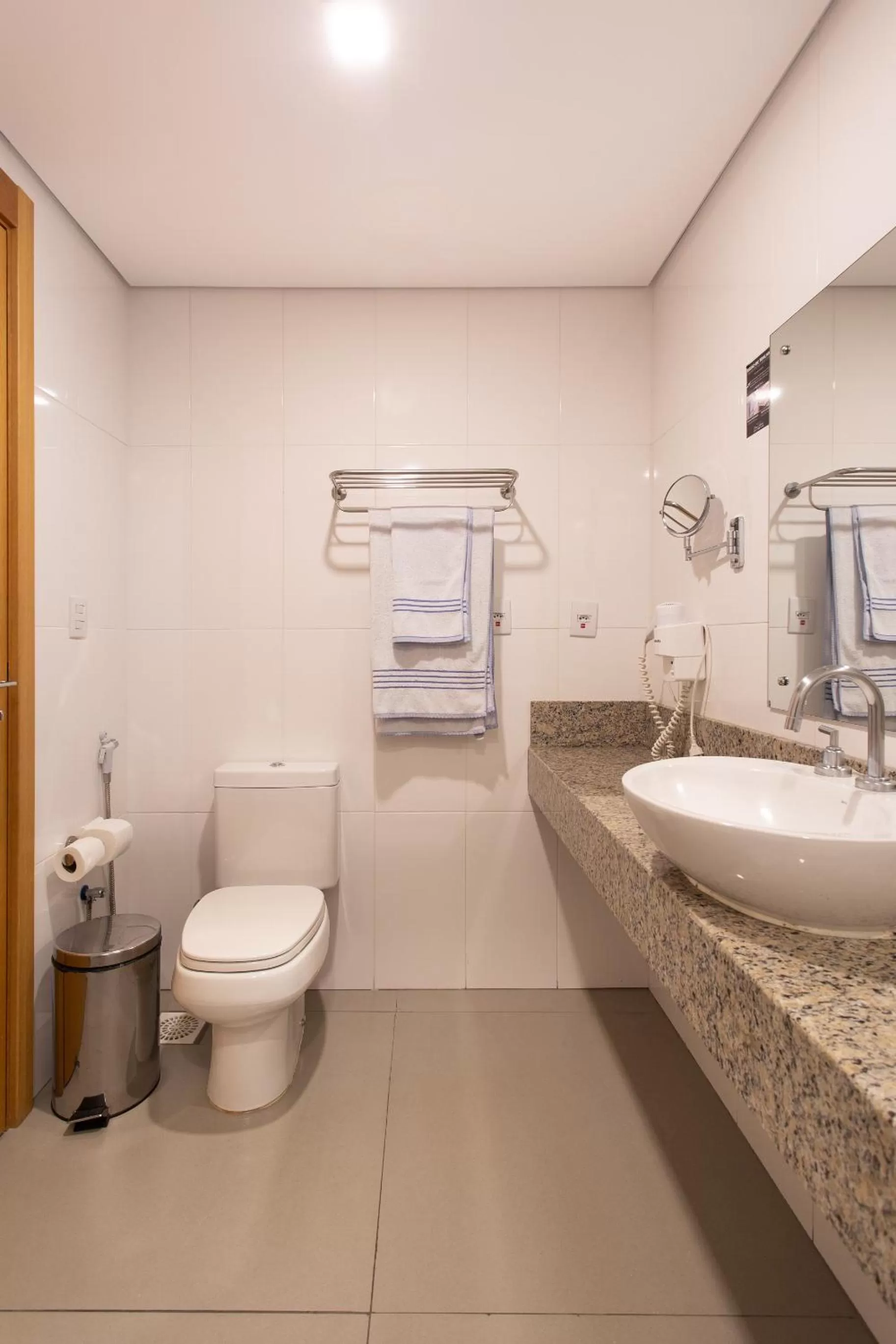 Bathroom in Hotel Dom Rafael Premium