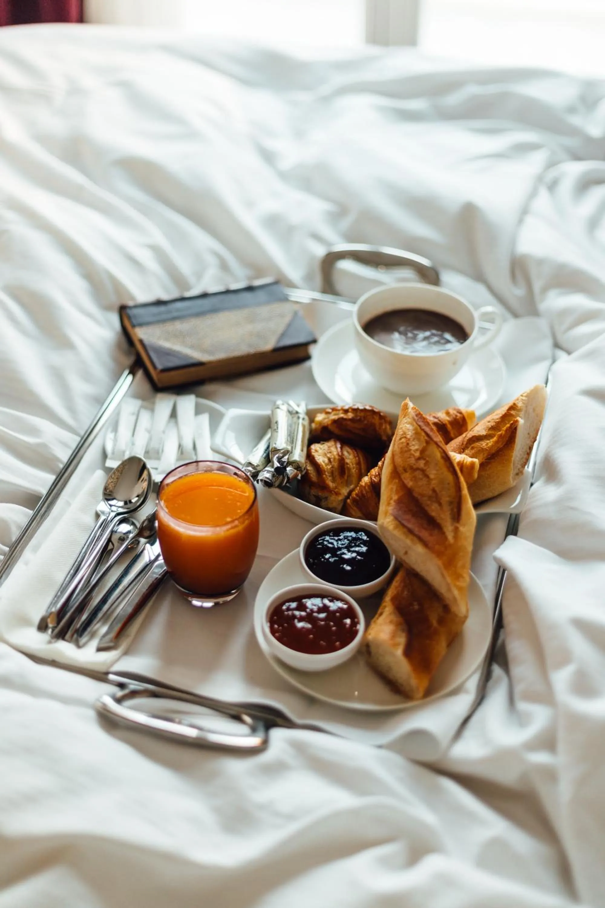 Breakfast, Bed in Hotel Supetar
