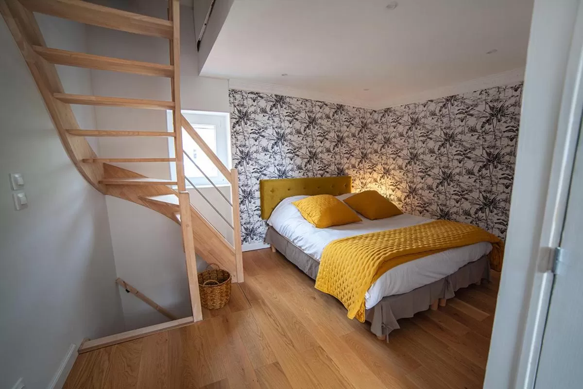 Bedroom, Bed in Bienvenue Chez Nous