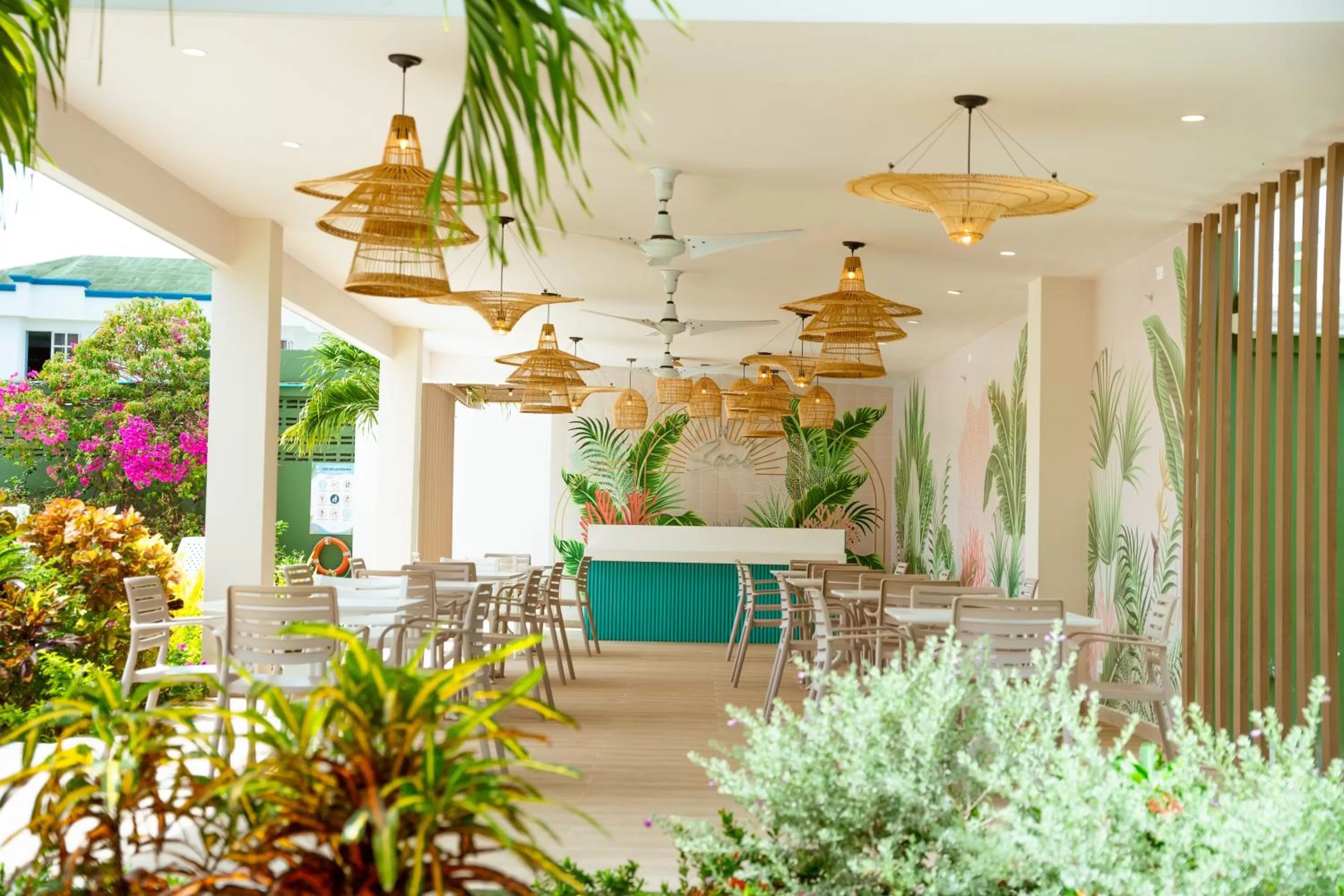 Restaurant/places to eat in Hotel Koray