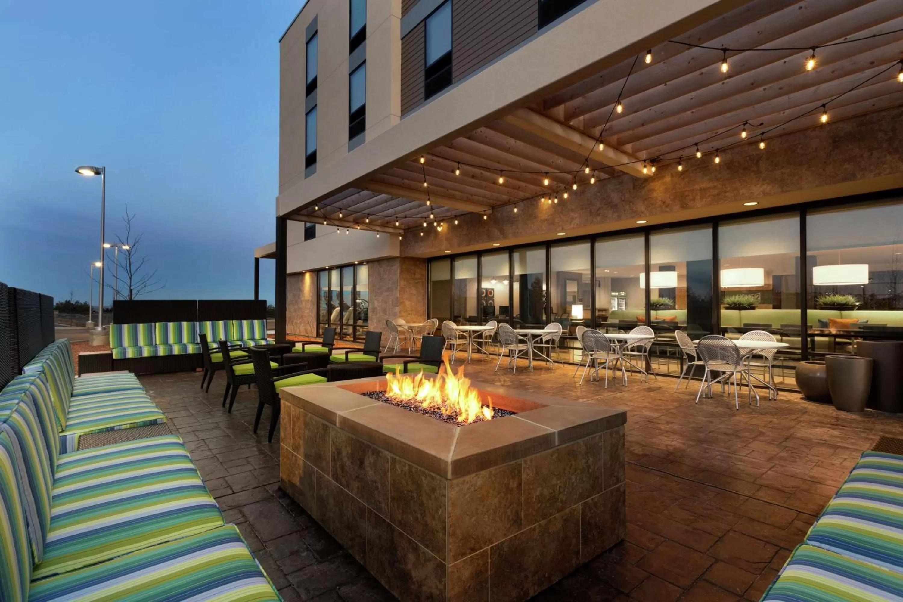 Patio in Home2 Suites By Hilton Richland