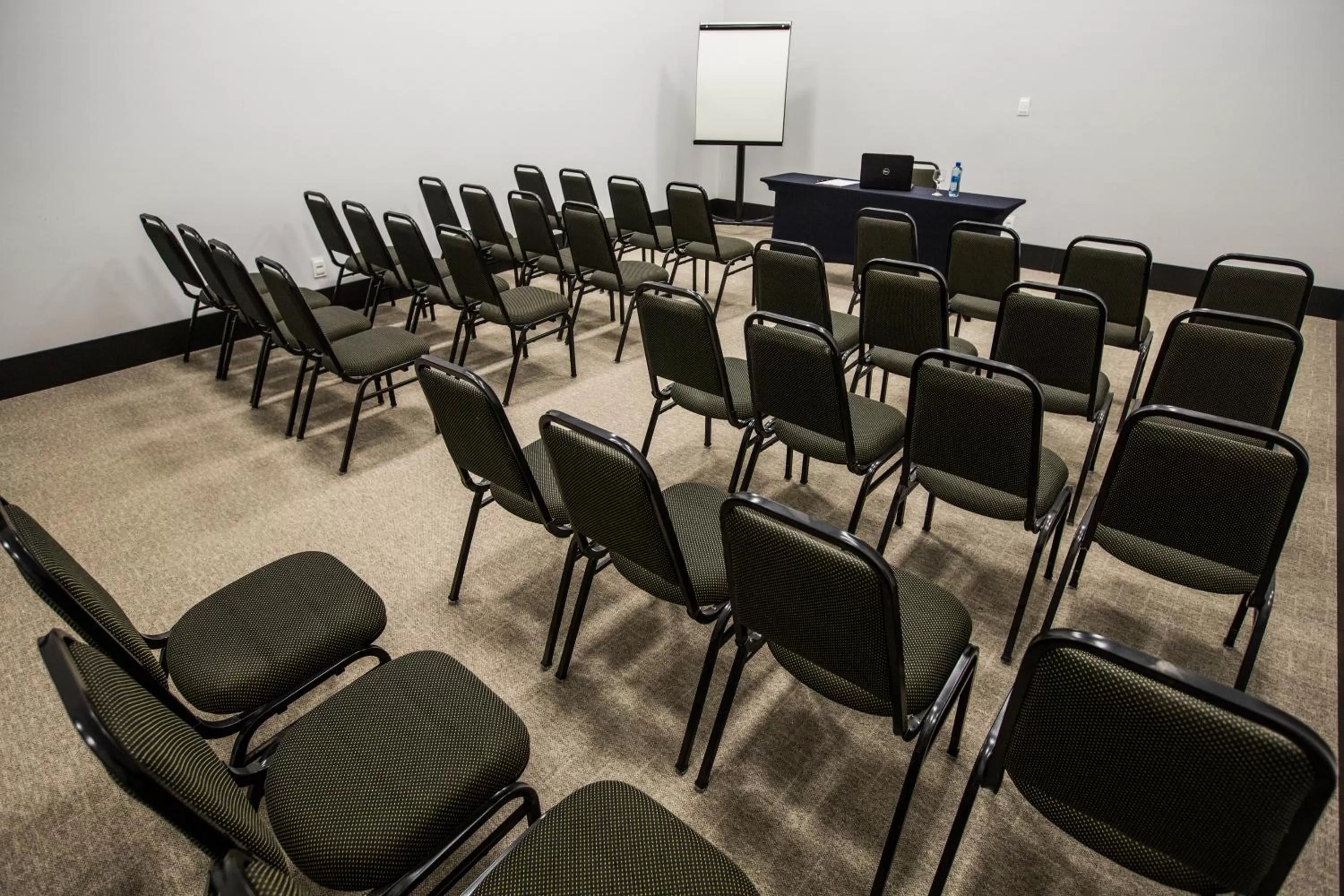 Meeting/conference room in Slim Cuiabá Aeroporto