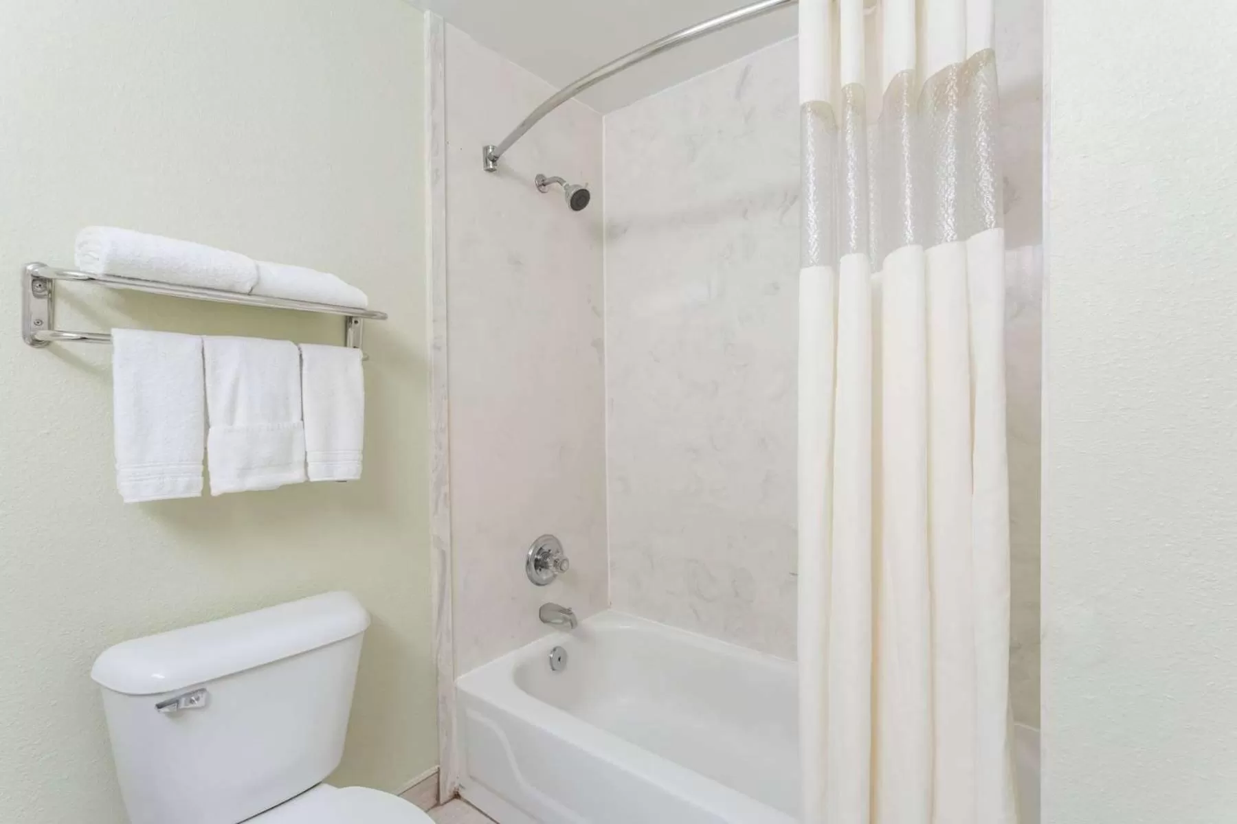 Super 8 by Wyndham Hull Street Midlothian Richmond Area