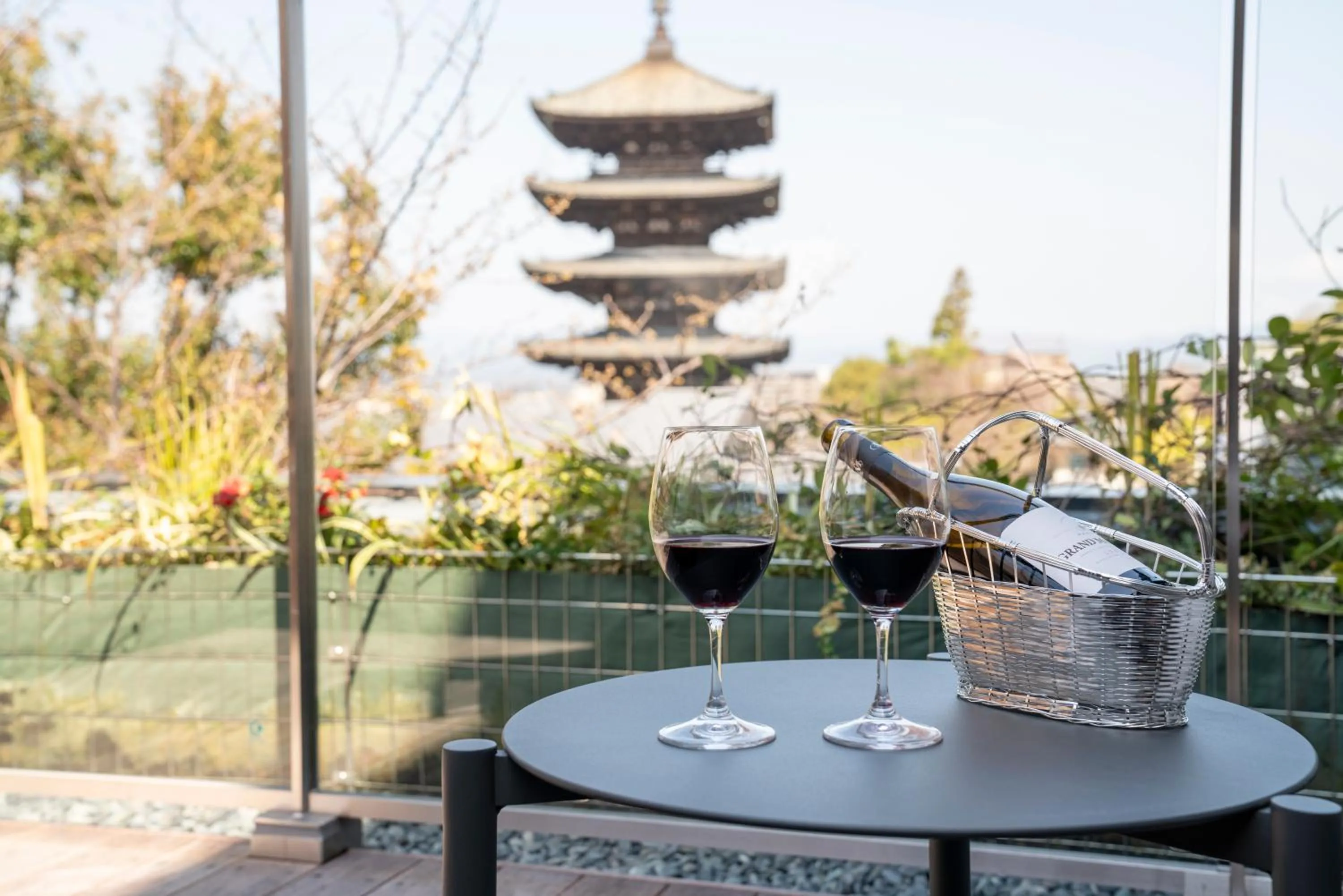 Alcoholic drinks in The Hotel Seiryu Kyoto Kiyomizu - a member of the Leading Hotels of the World-