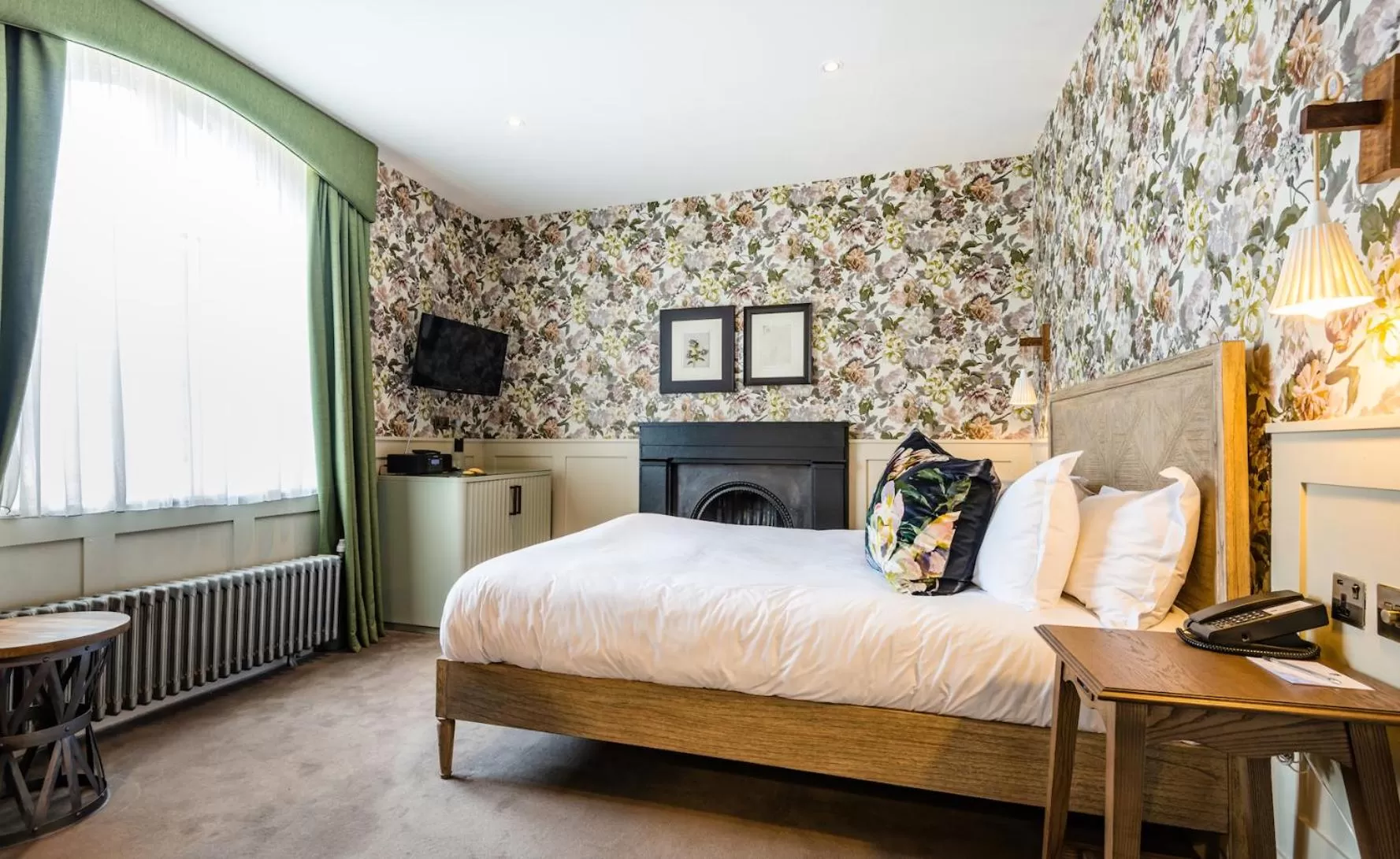 Bedroom, Bed in Didsbury House Hotel