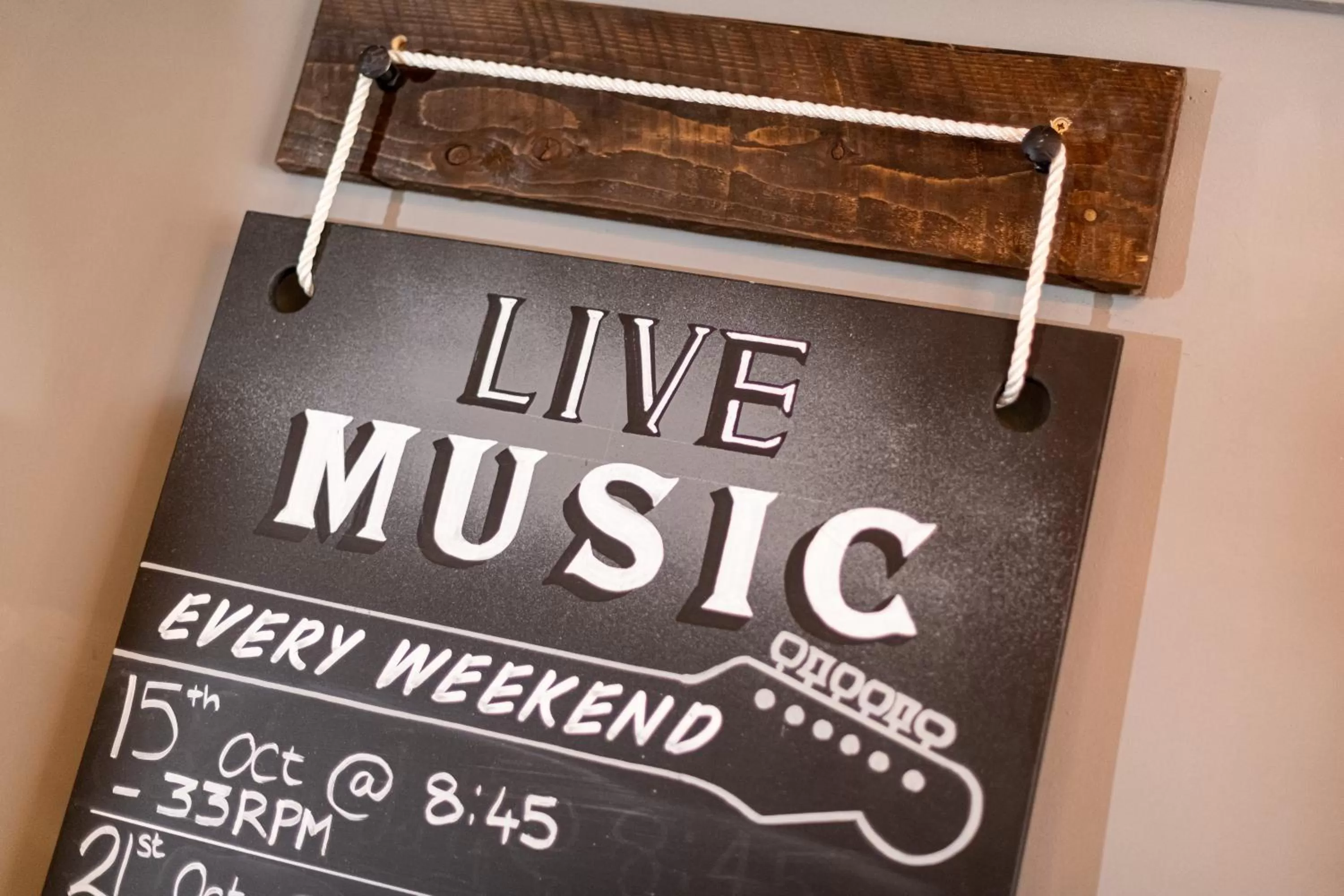 Restaurant/places to eat in The Railway by Innkeeper's Collection