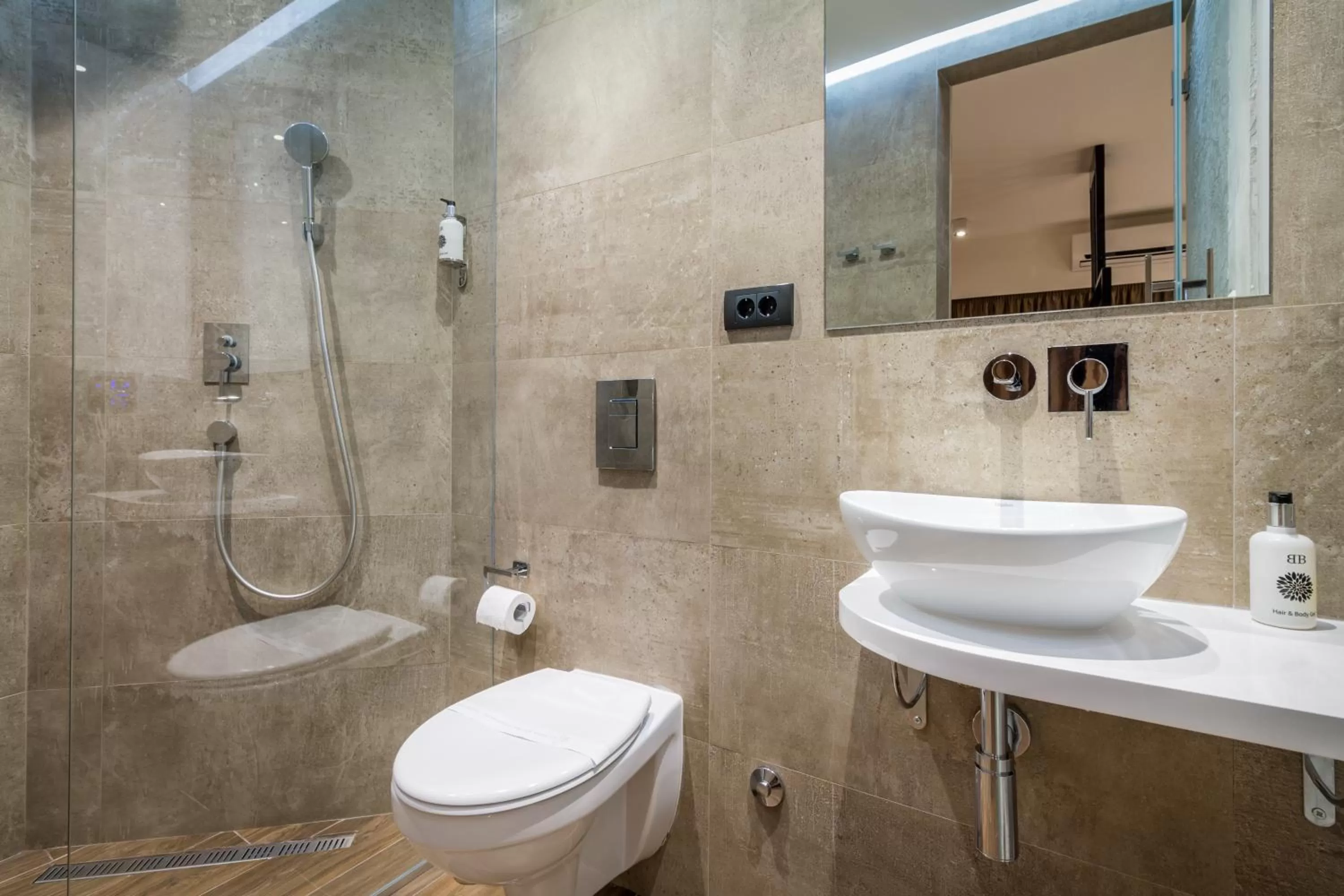 Bathroom in Level Luxury Suites