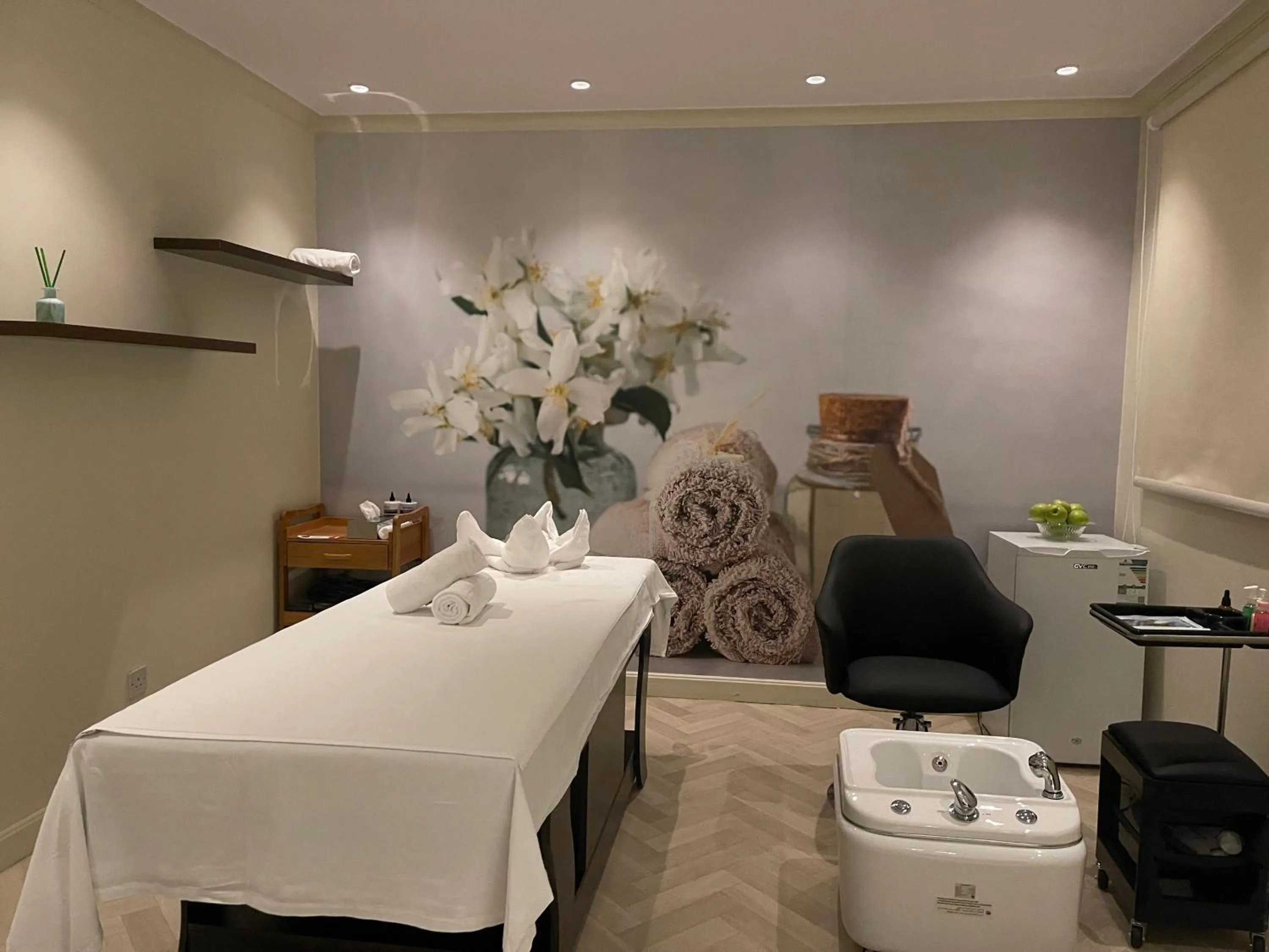 Spa and wellness centre/facilities, Bed in Dar Al Taqwa Hotel