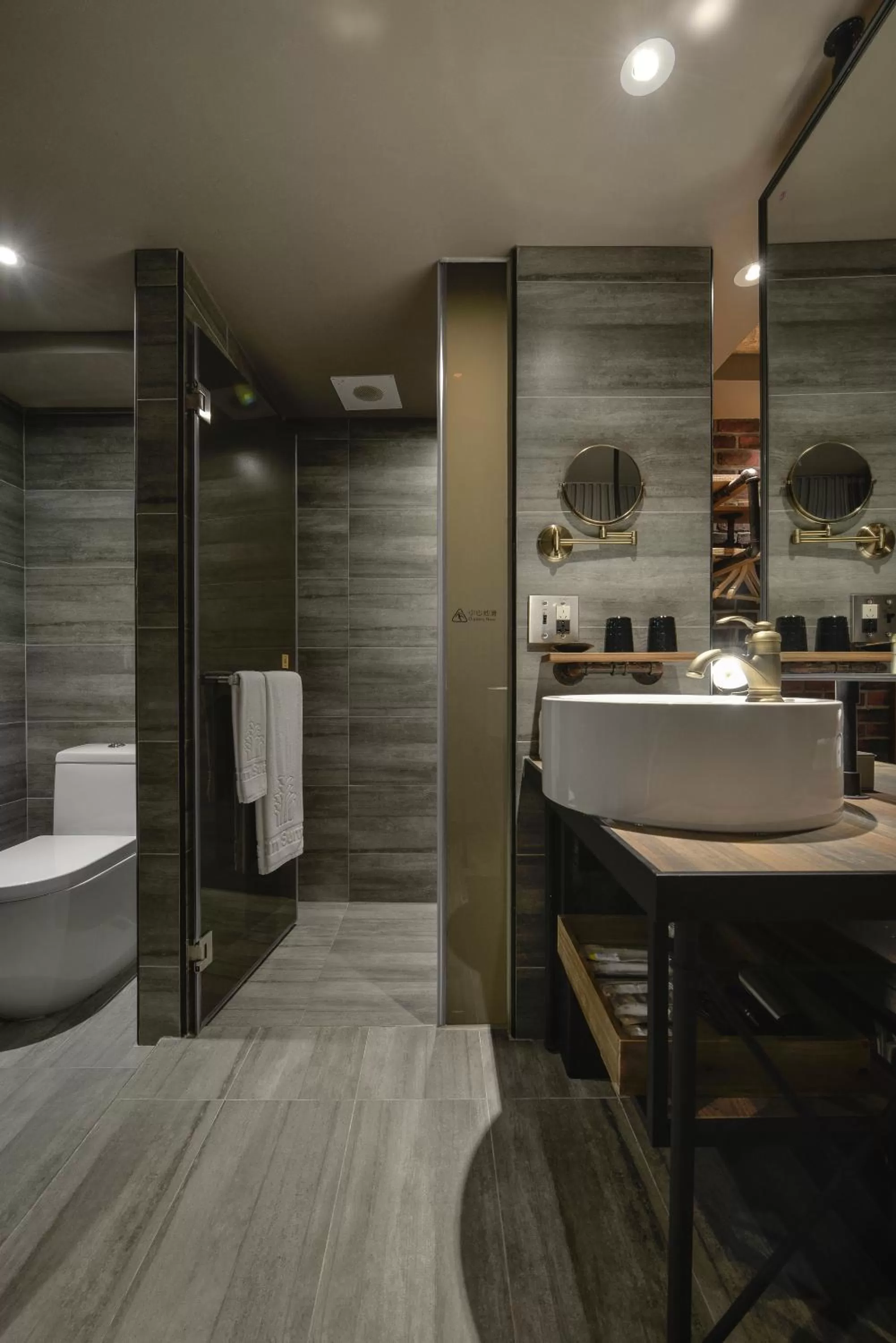 Toilet in City Suites - Kaohsiung Pier2