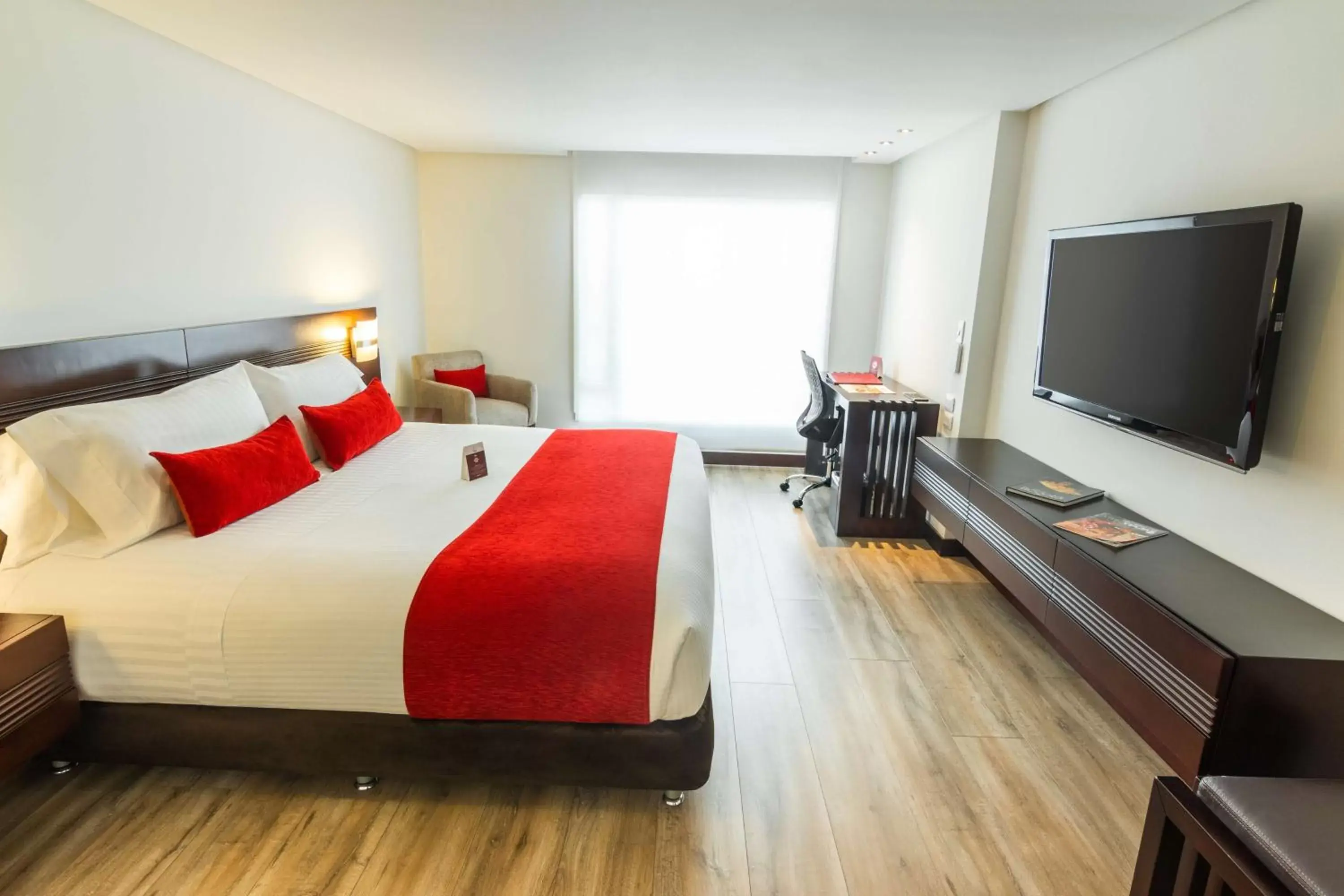 King Room in Best Western Plus 93 Park Hotel King Room in Best Western Plus 93 Park Hotel