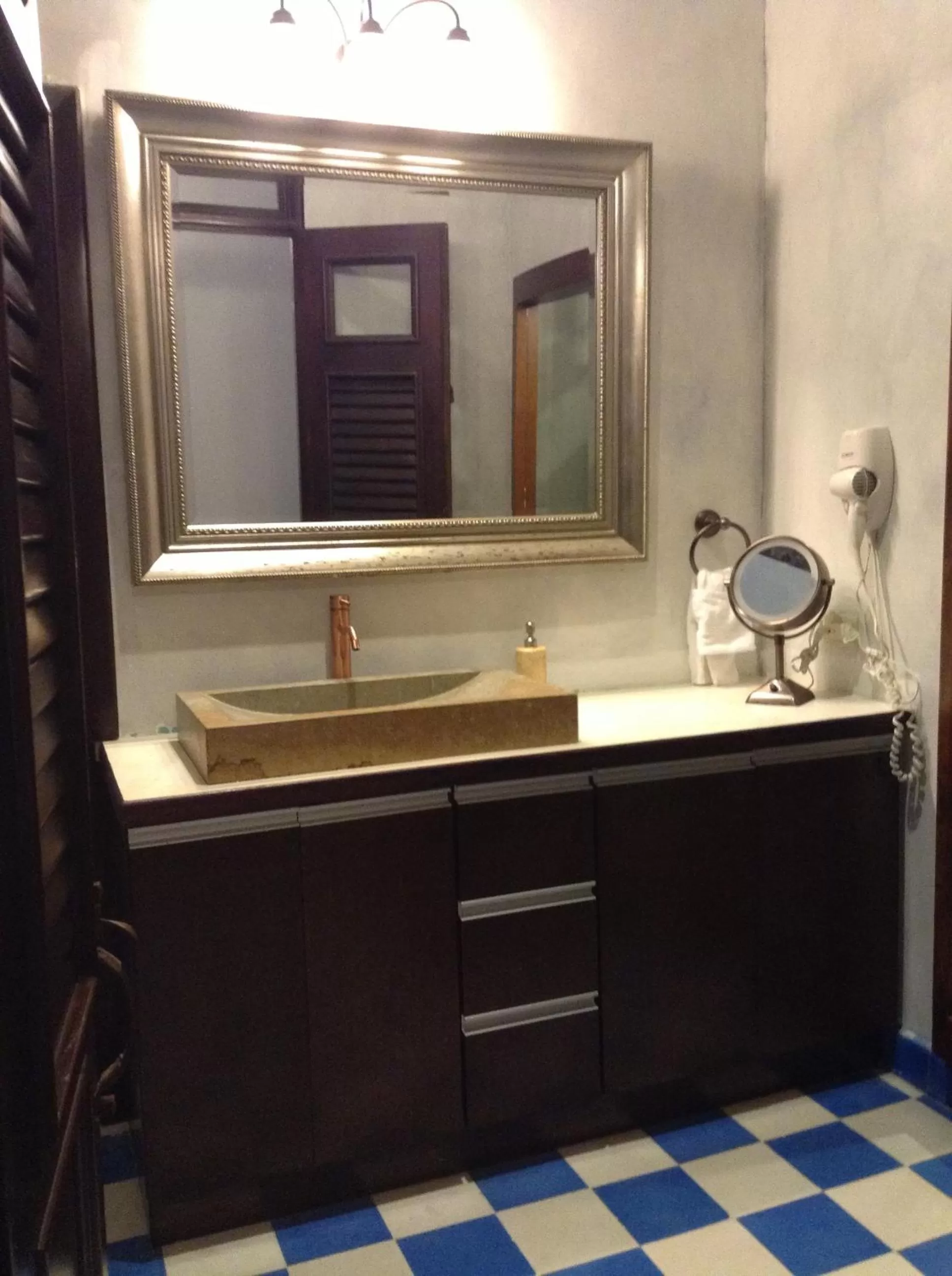 Bathroom in La Terraza de San Juan