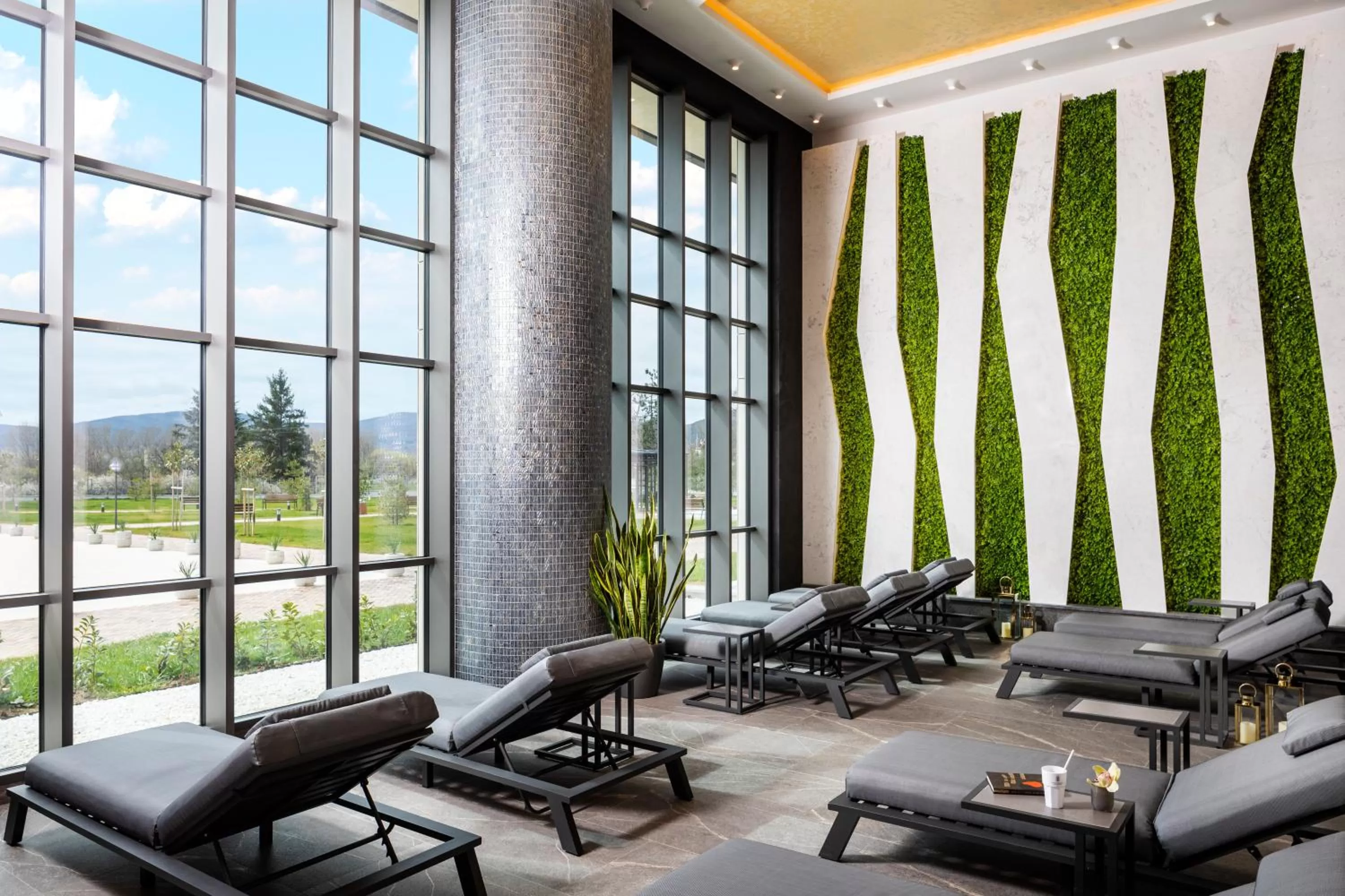 Spa and wellness centre/facilities in Kings' Valley Medical & Spa Hotel