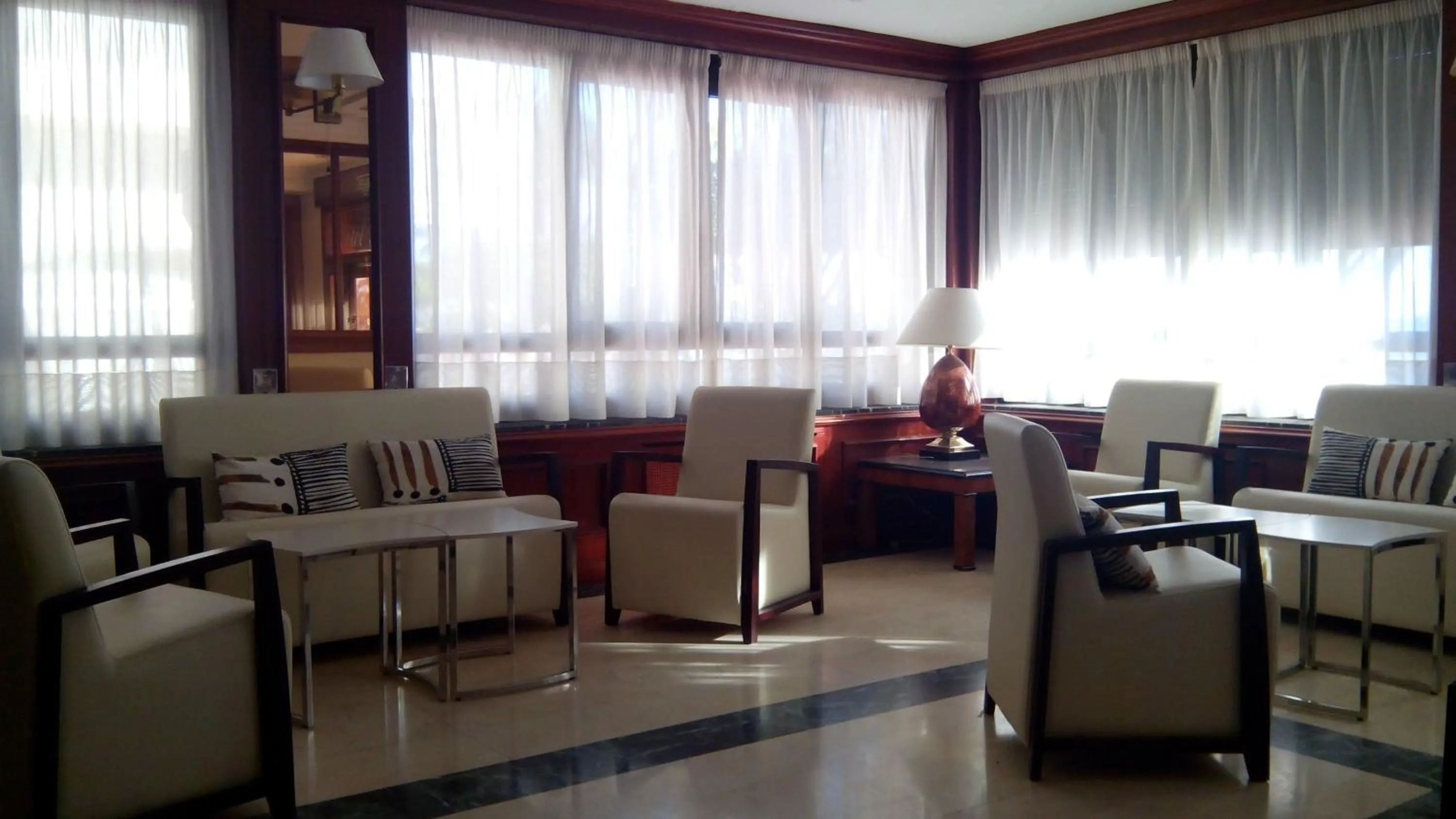 Communal lounge/ TV room in Hotel Ribera