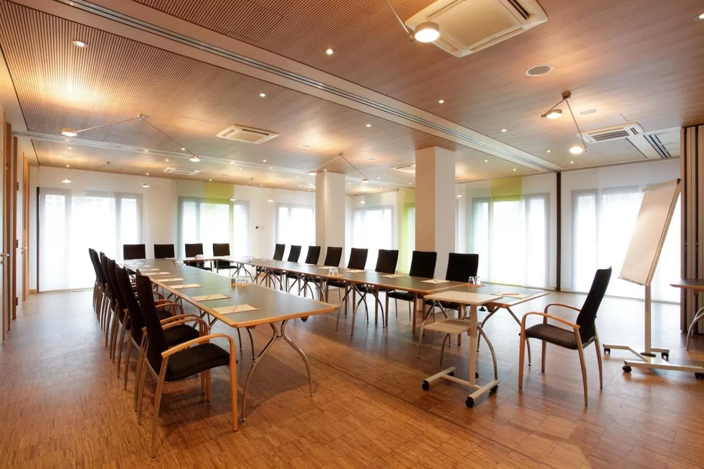 Banquet/Function facilities in Hotel Gude