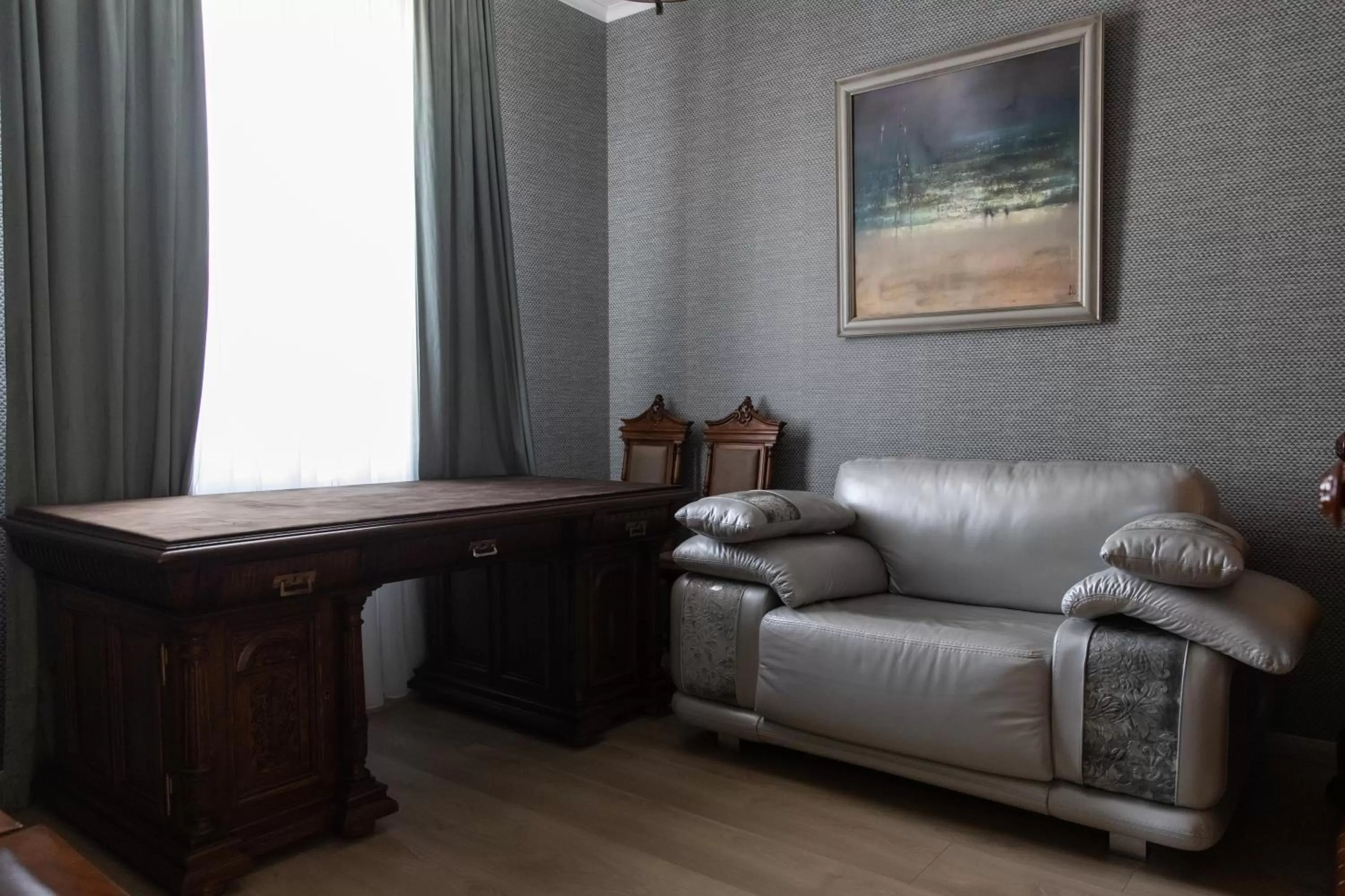 Living room, Seating Area in Hotel "Mandarin Clubhouse"