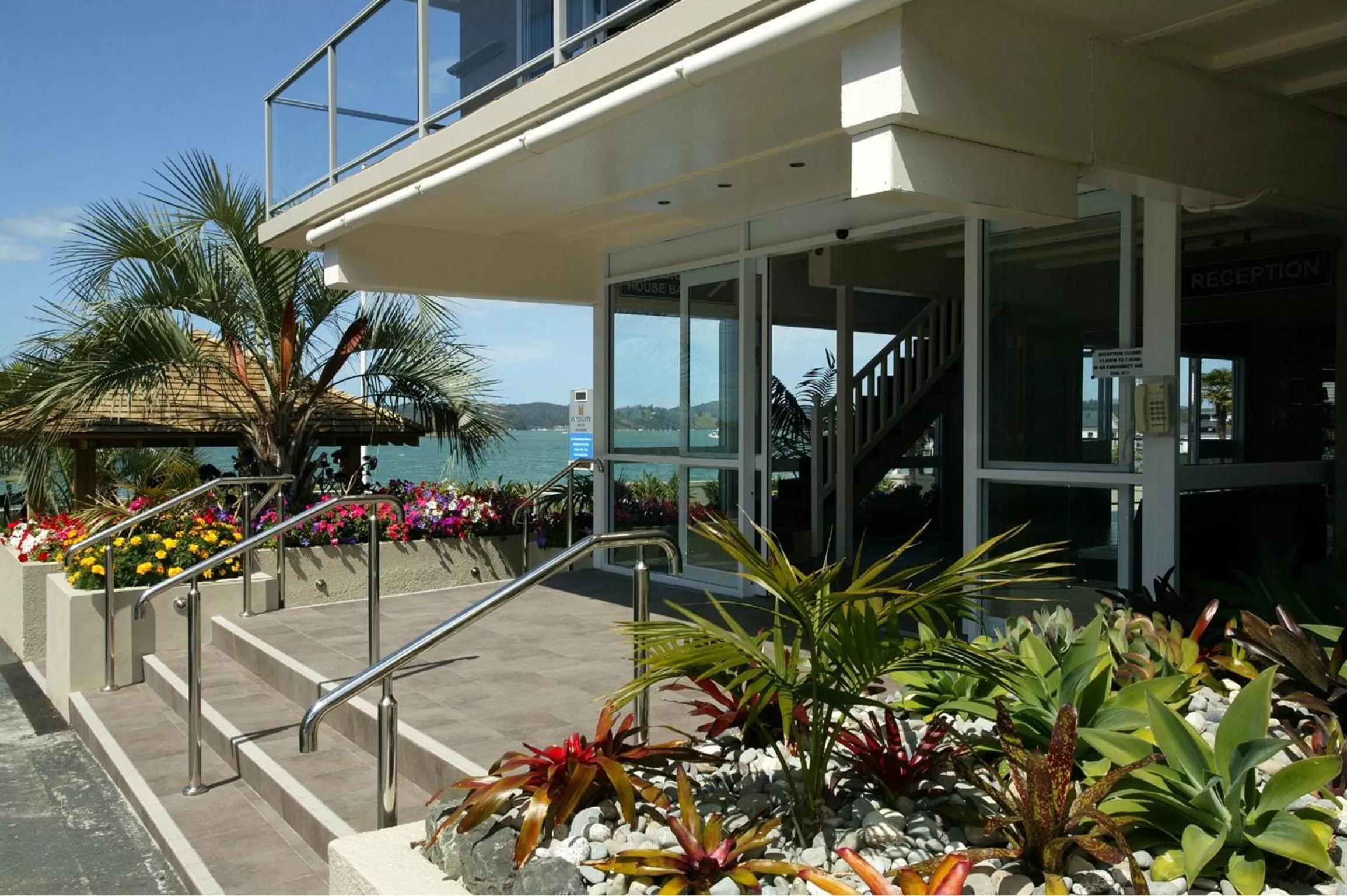 Facade/entrance in Kingsgate Hotel Autolodge Paihia