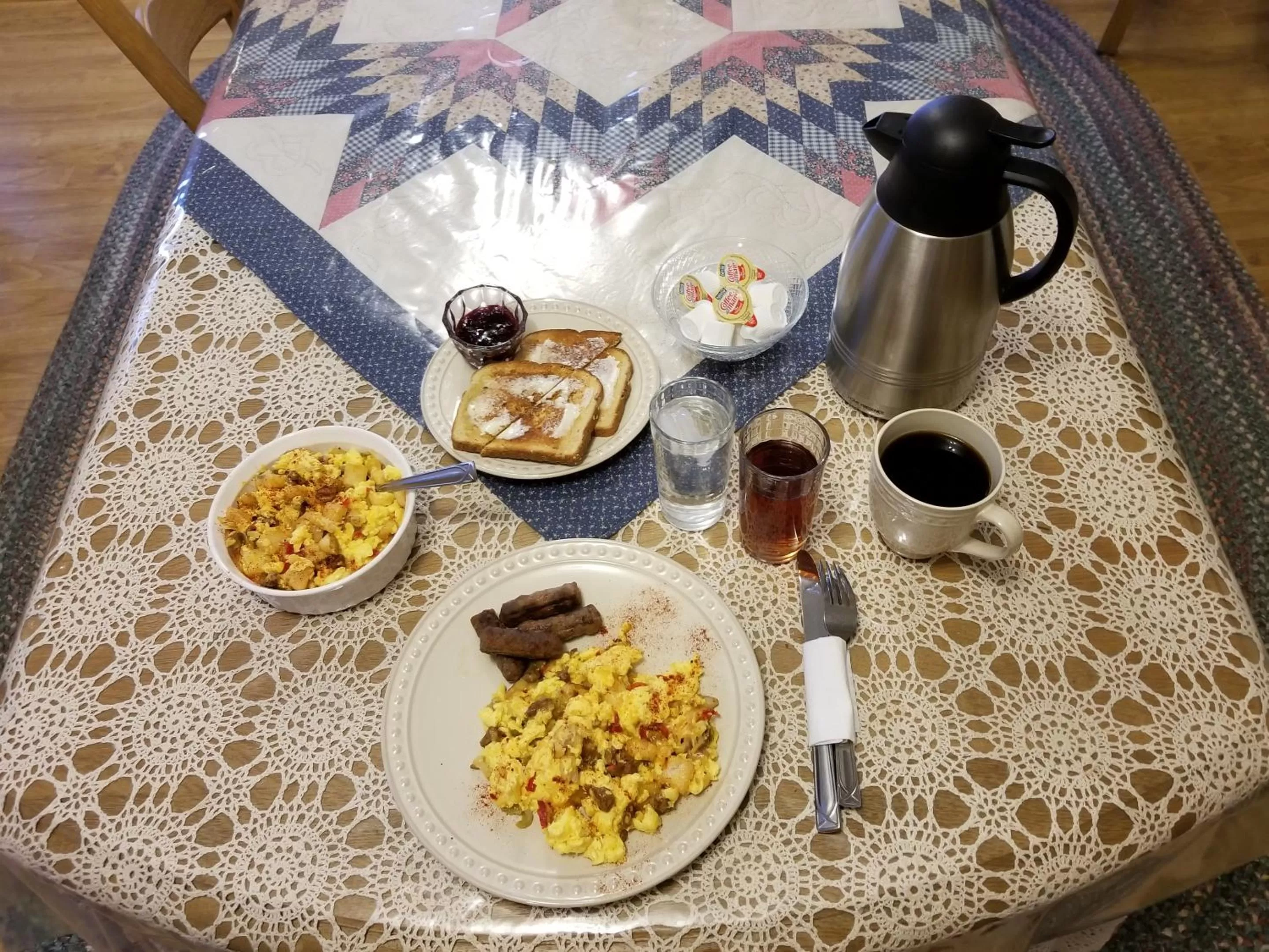 American breakfast in Alaska's Lake Lucille Bed & Breakfast