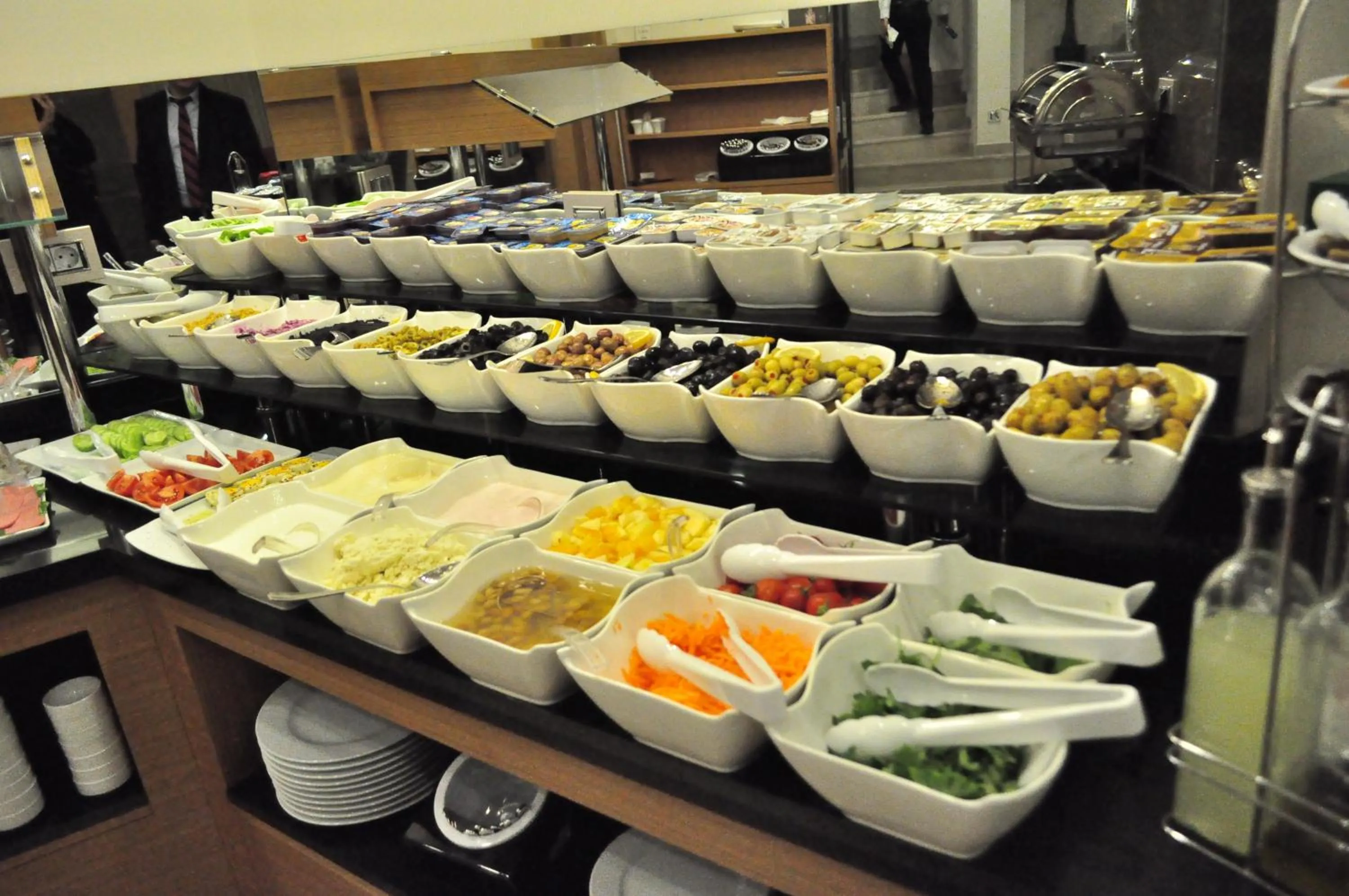 Restaurant/places to eat in Bisetun Hotel