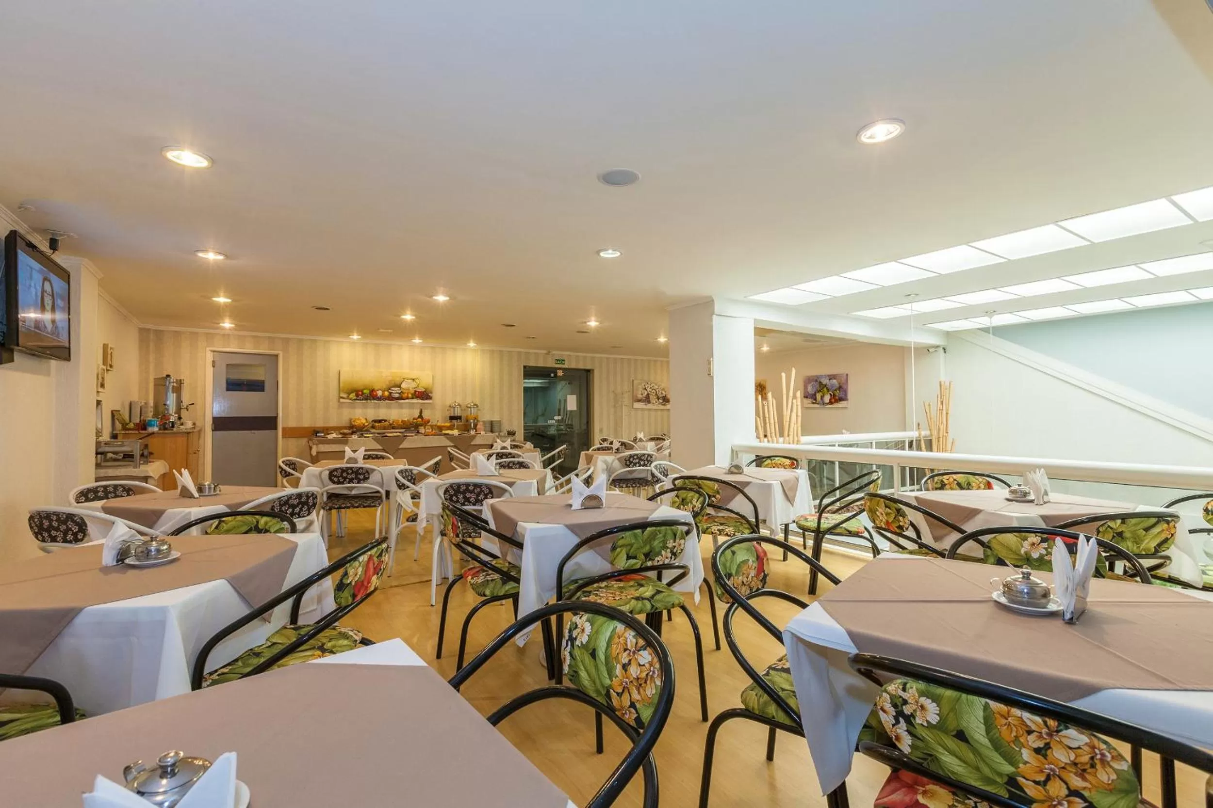 Area and facilities, Restaurant/Places to Eat in Tri Hotel Smart Caxias
