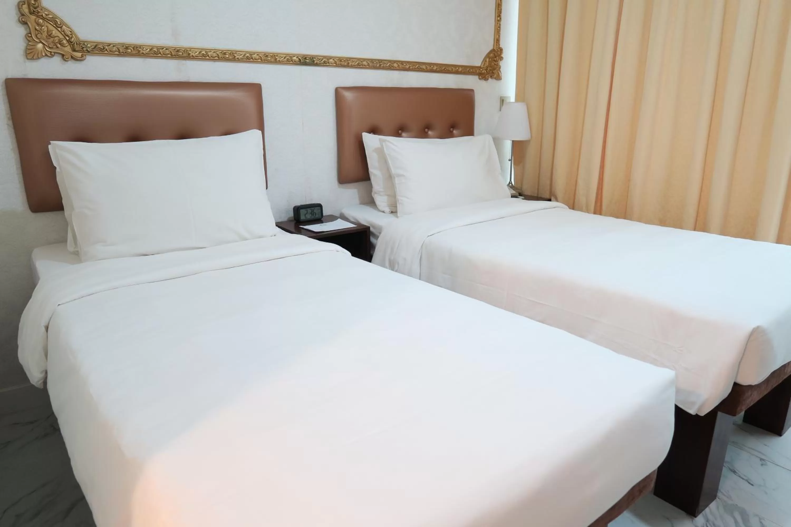 Bedroom, Bed in Best Western Plus Tsim Sha Tsui