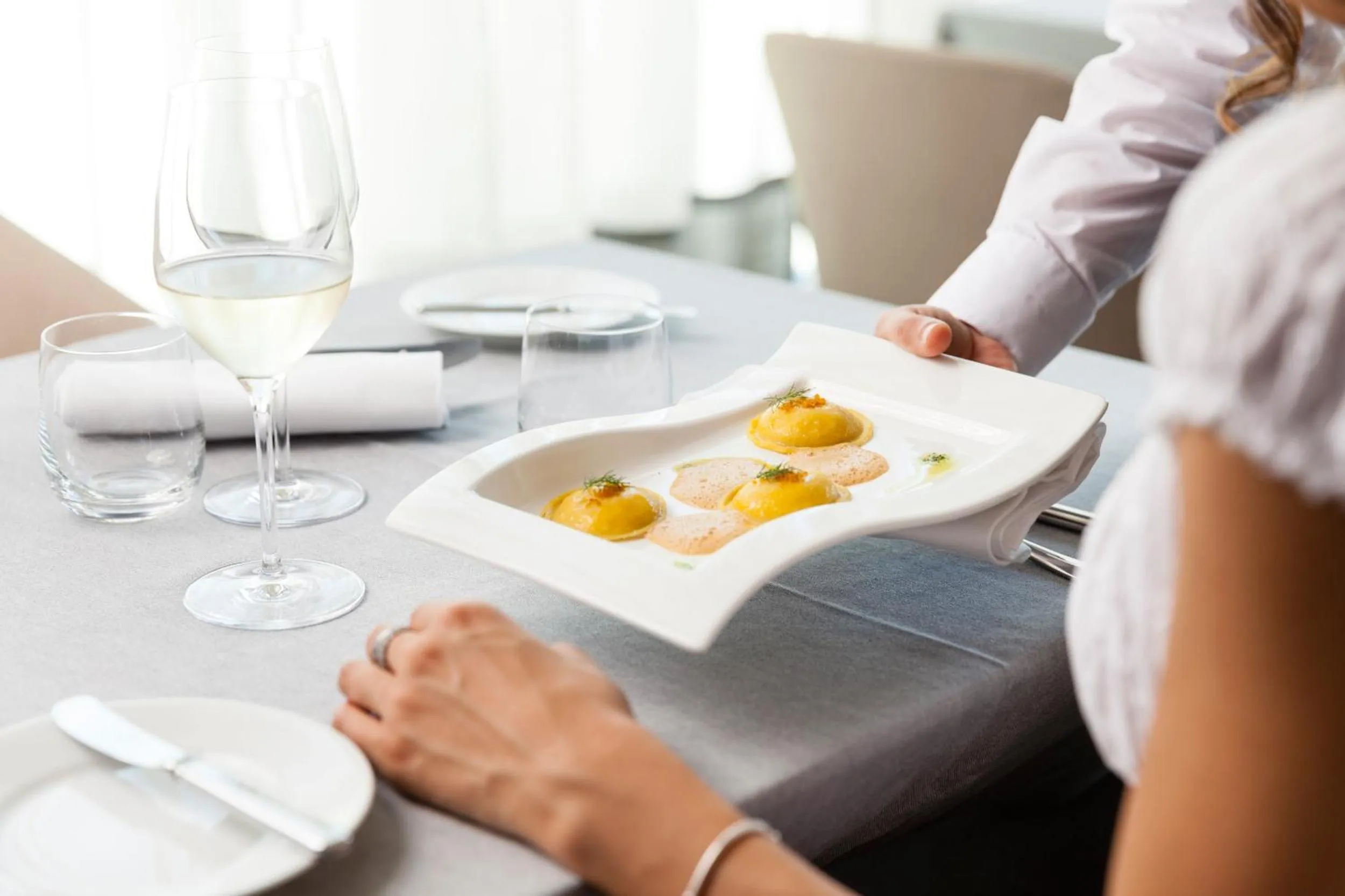 Restaurant/places to eat in Hotel de Charme Laveno - Luxury all Inclusive