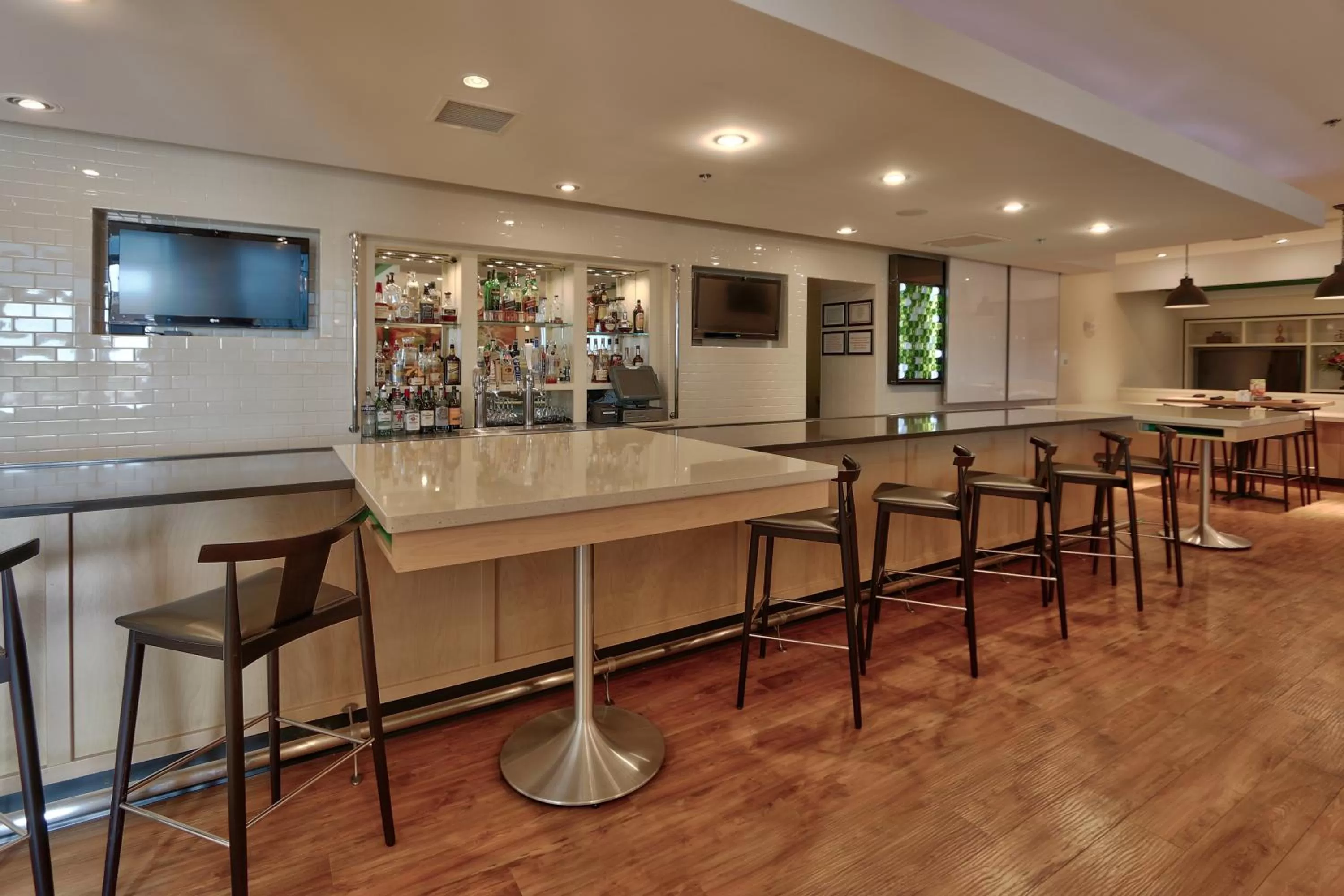 Restaurant/places to eat in Holiday Inn Roswell by IHG