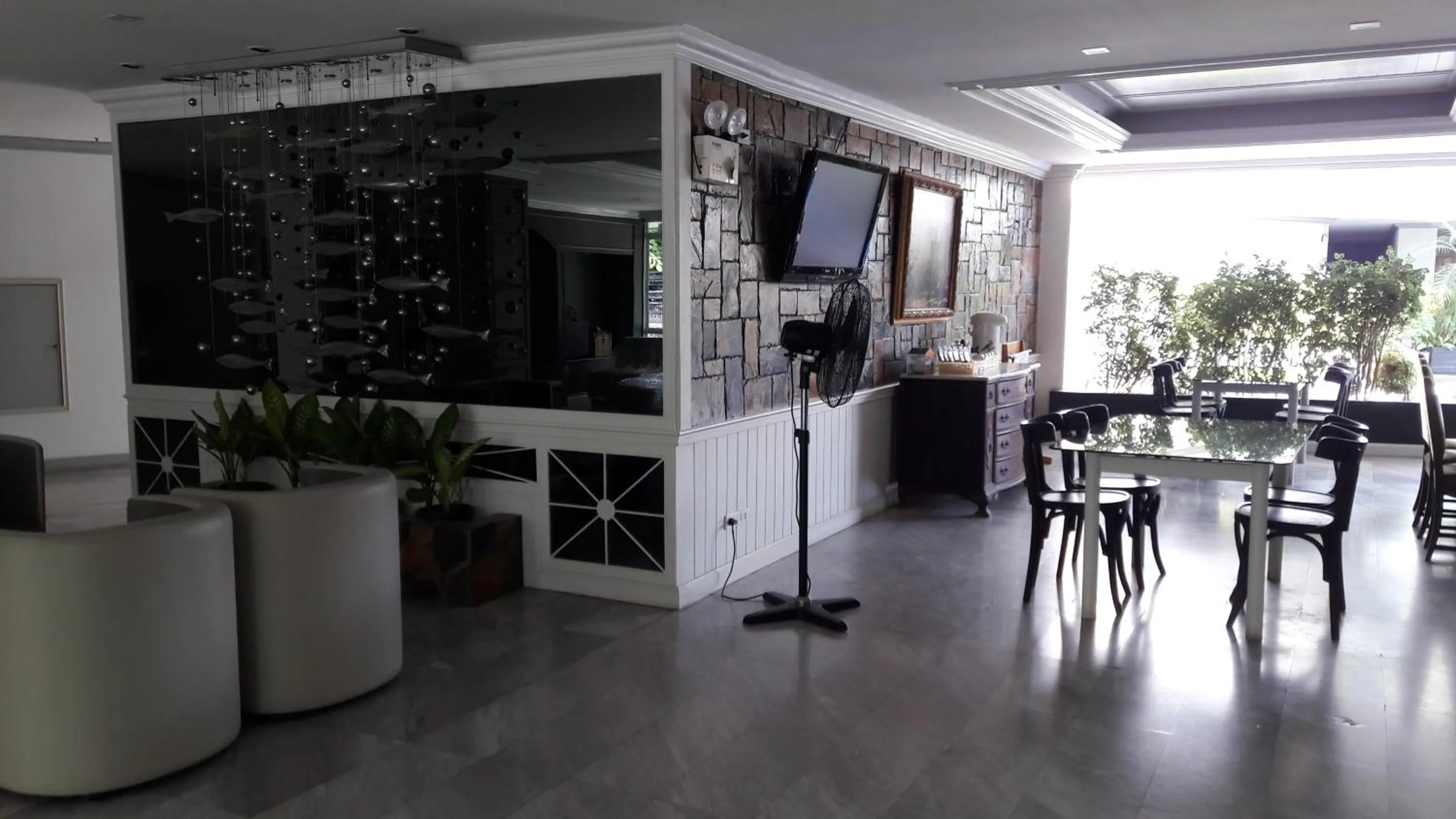 Restaurant/places to eat in Garden Paradise