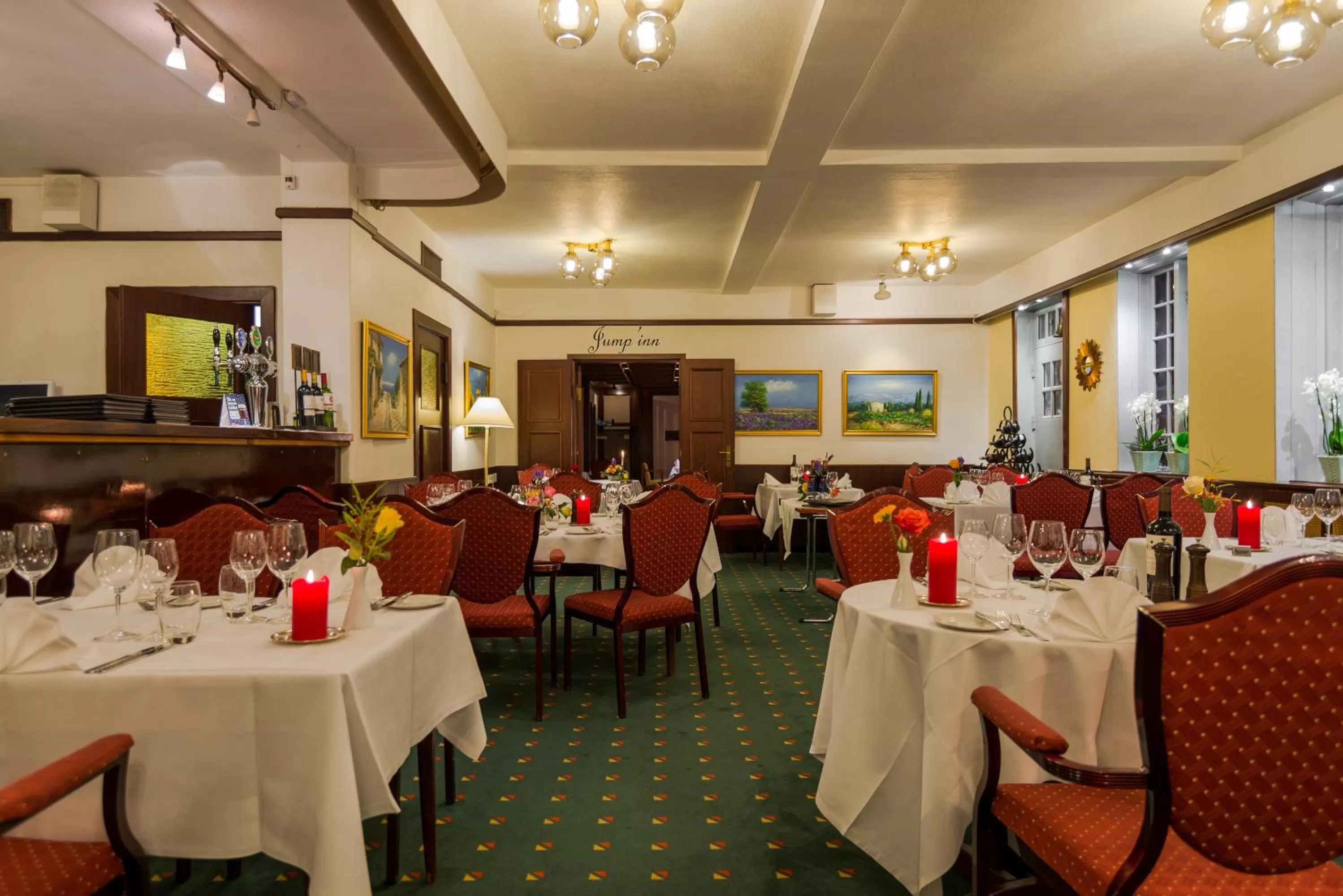 Restaurant/Places to Eat in Herlev Kro og Hotel