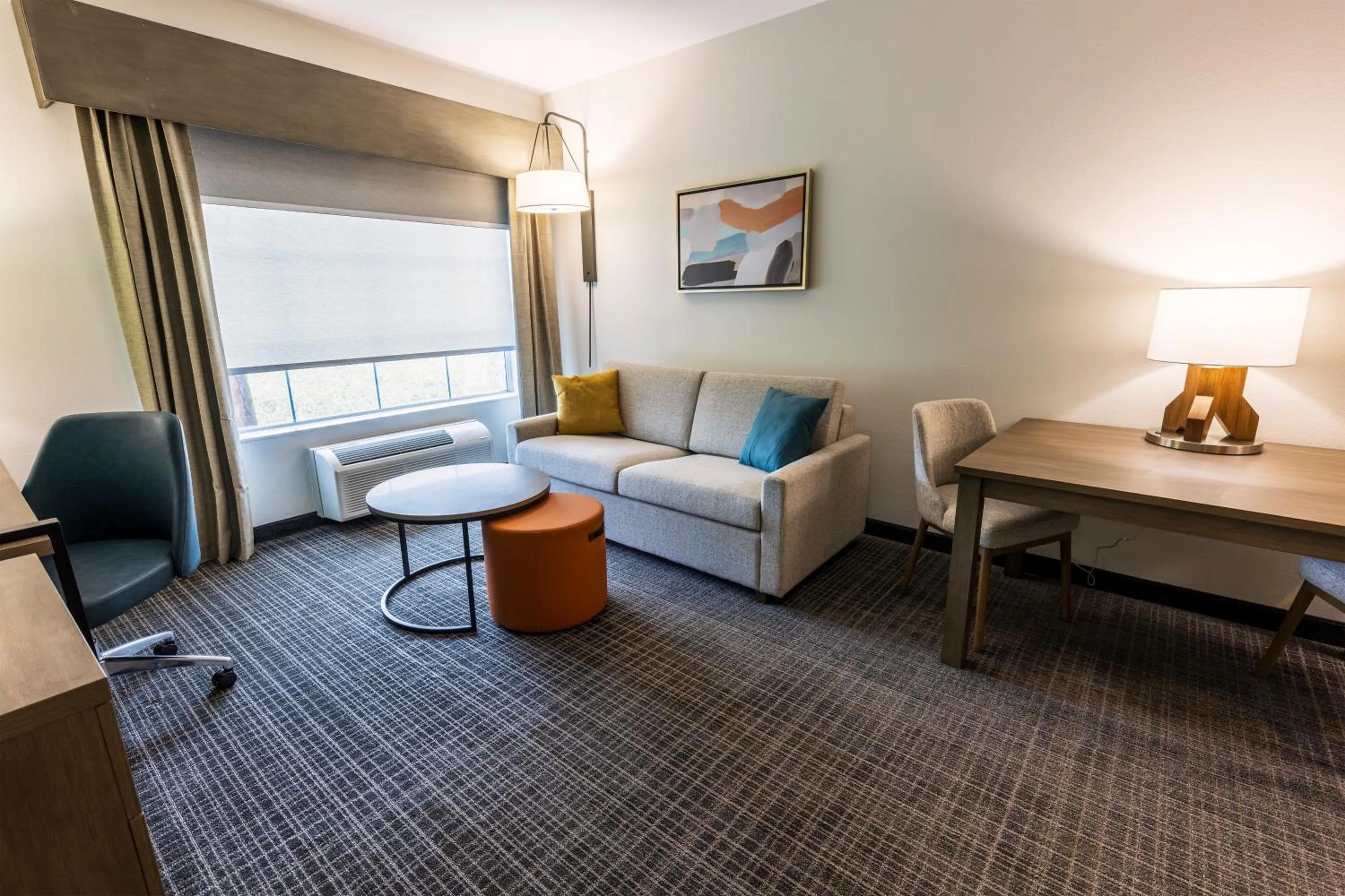 Seating Area in La Quinta by Wyndham New Iberia