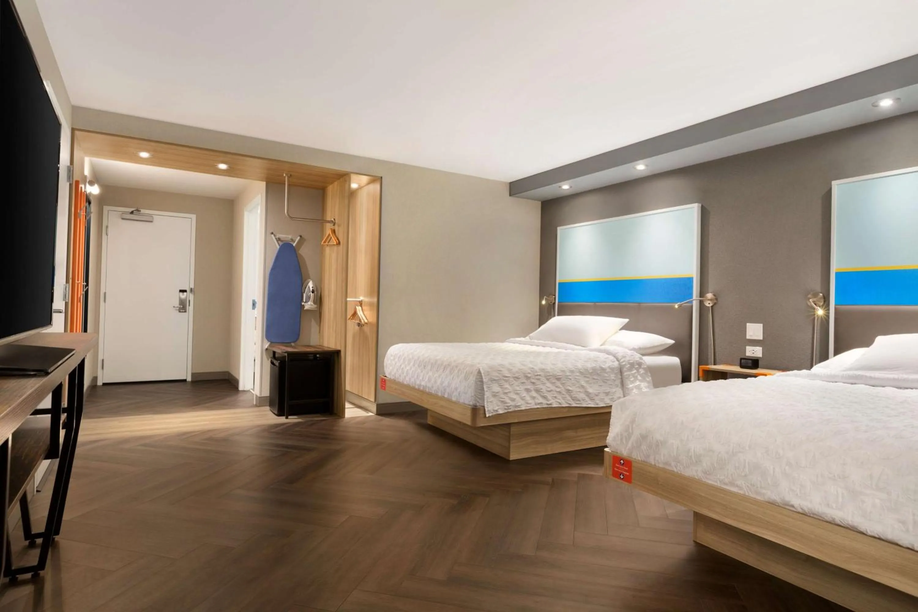 Bedroom, Bed in Tru By Hilton Las Vegas Airport NV