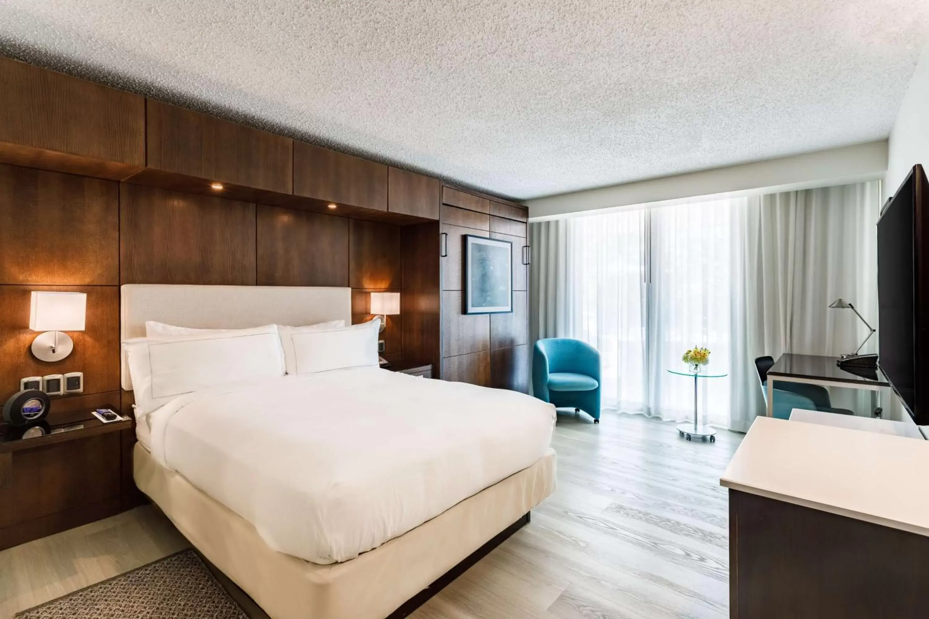 Queen Room with Extra Double Bed, Balcony and Garden View in DoubleTree by Hilton San Juan Queen Room with Extra Double Bed, Balcony and Garden View in DoubleTree by Hilton San Juan