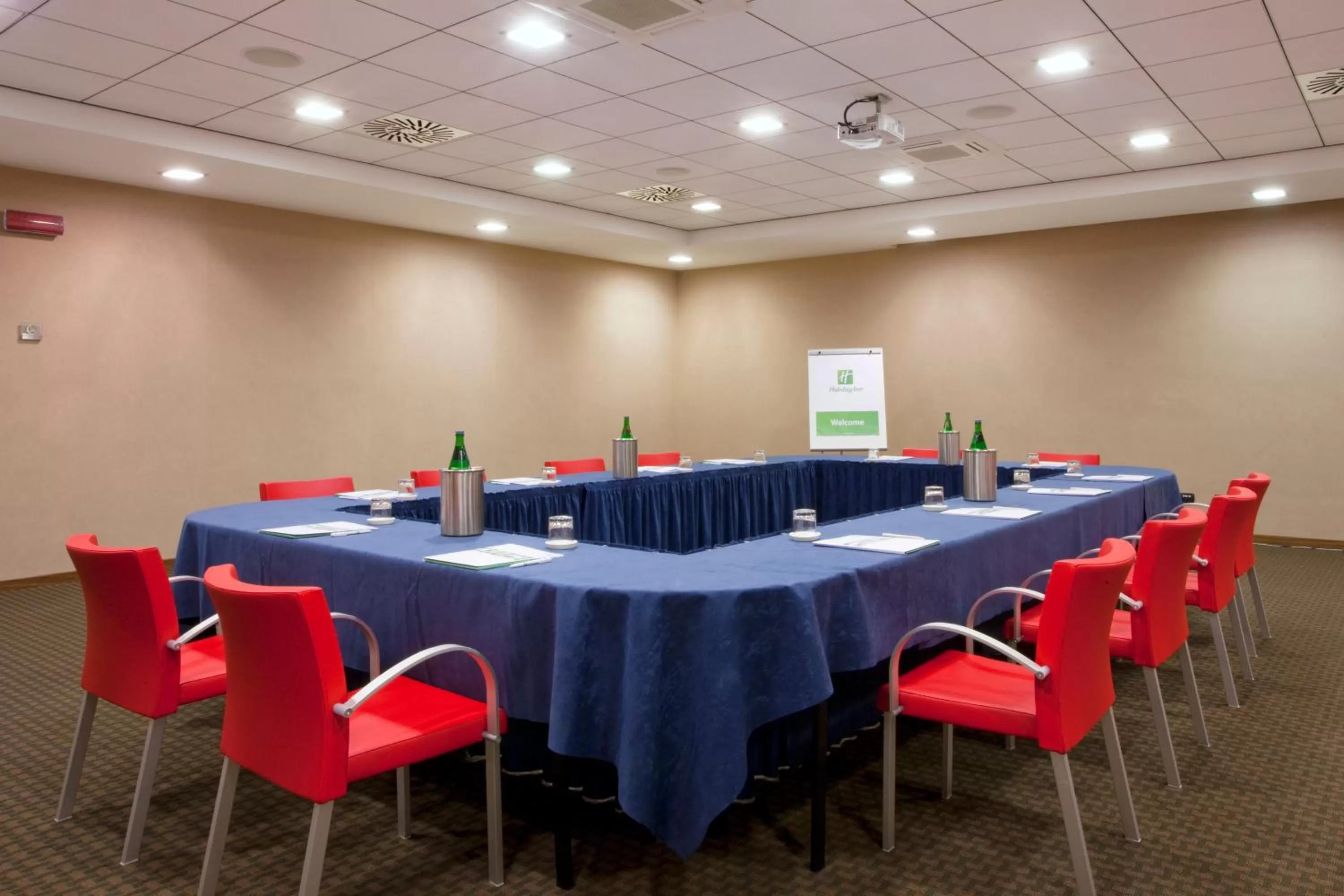 Meeting/conference room in Holiday Inn Salerno-Cava De' Tirreni by IHG
