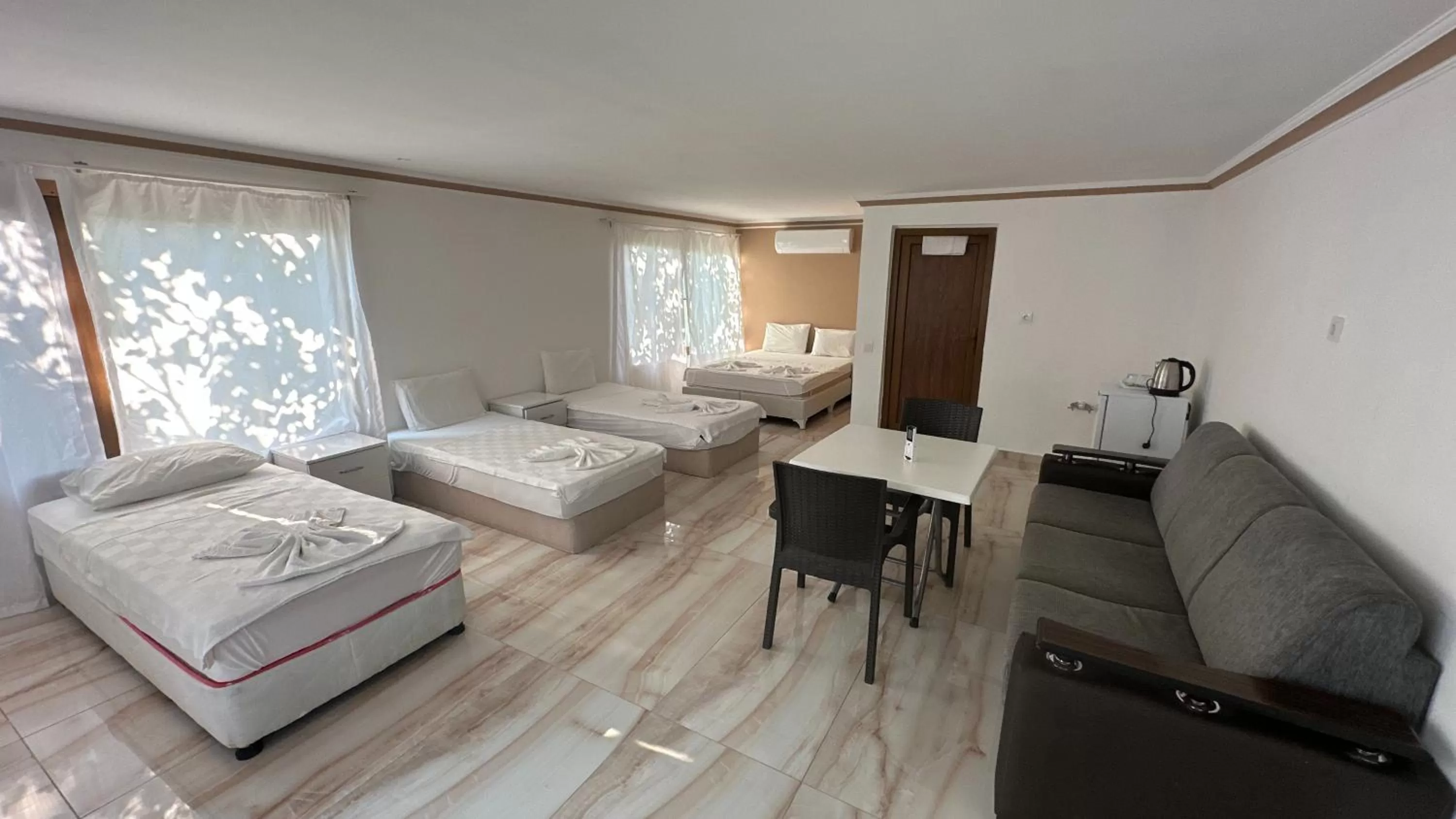 Bed in Kiriş Garden Hotel