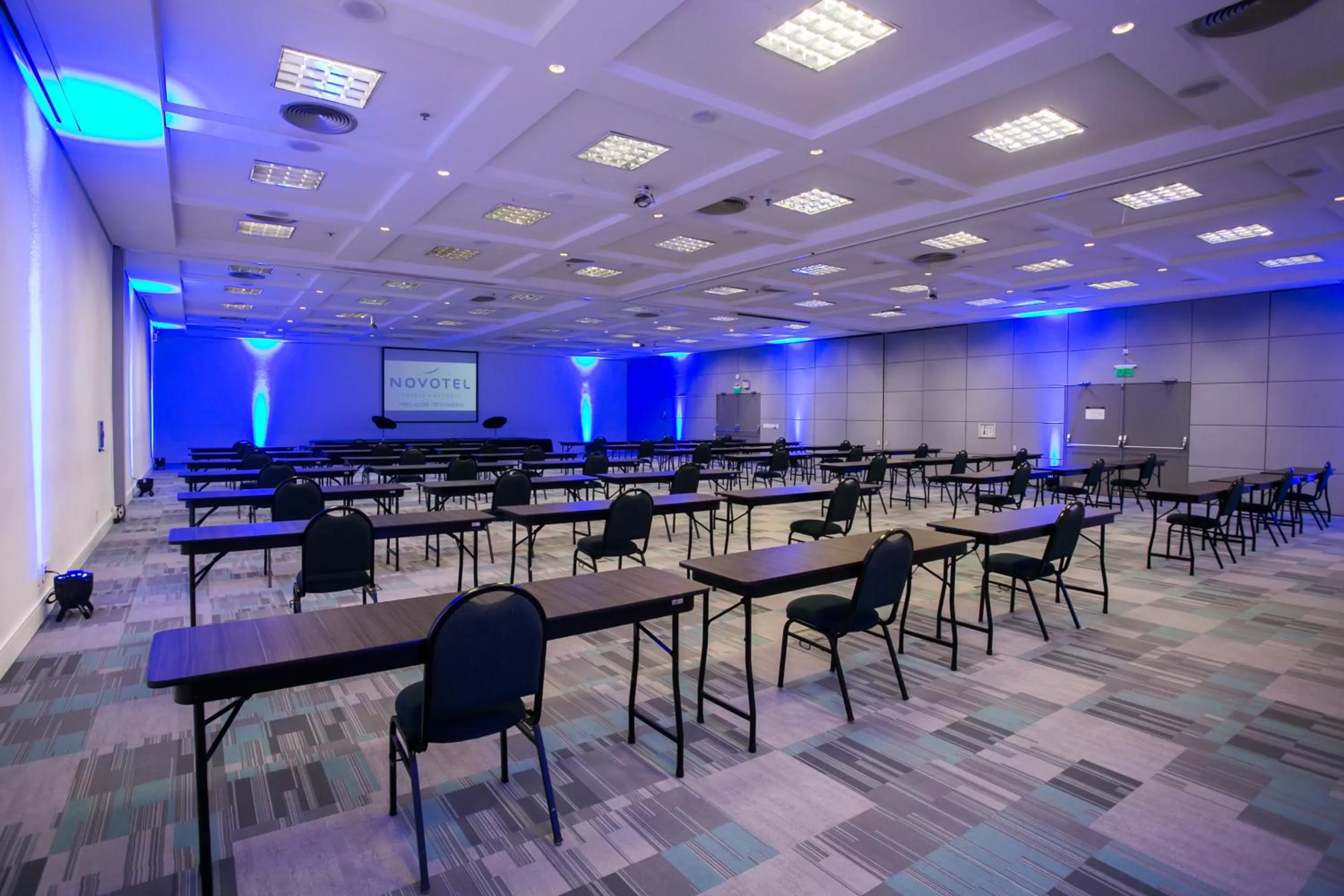 Meeting/conference room in Novotel Porto Alegre Tres Figueiras