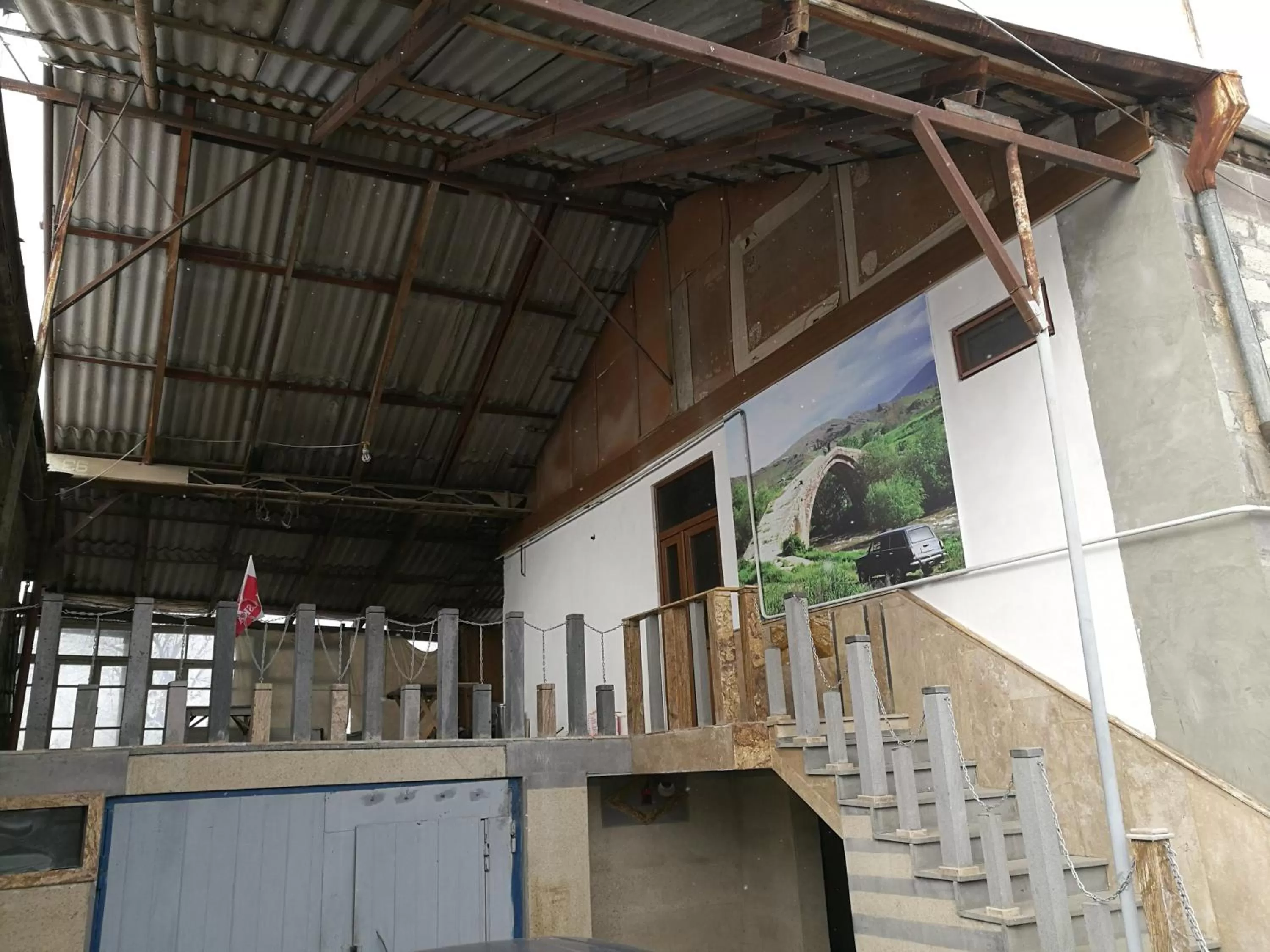 Facade/entrance, Kitchen/Kitchenette in Spandaryan House