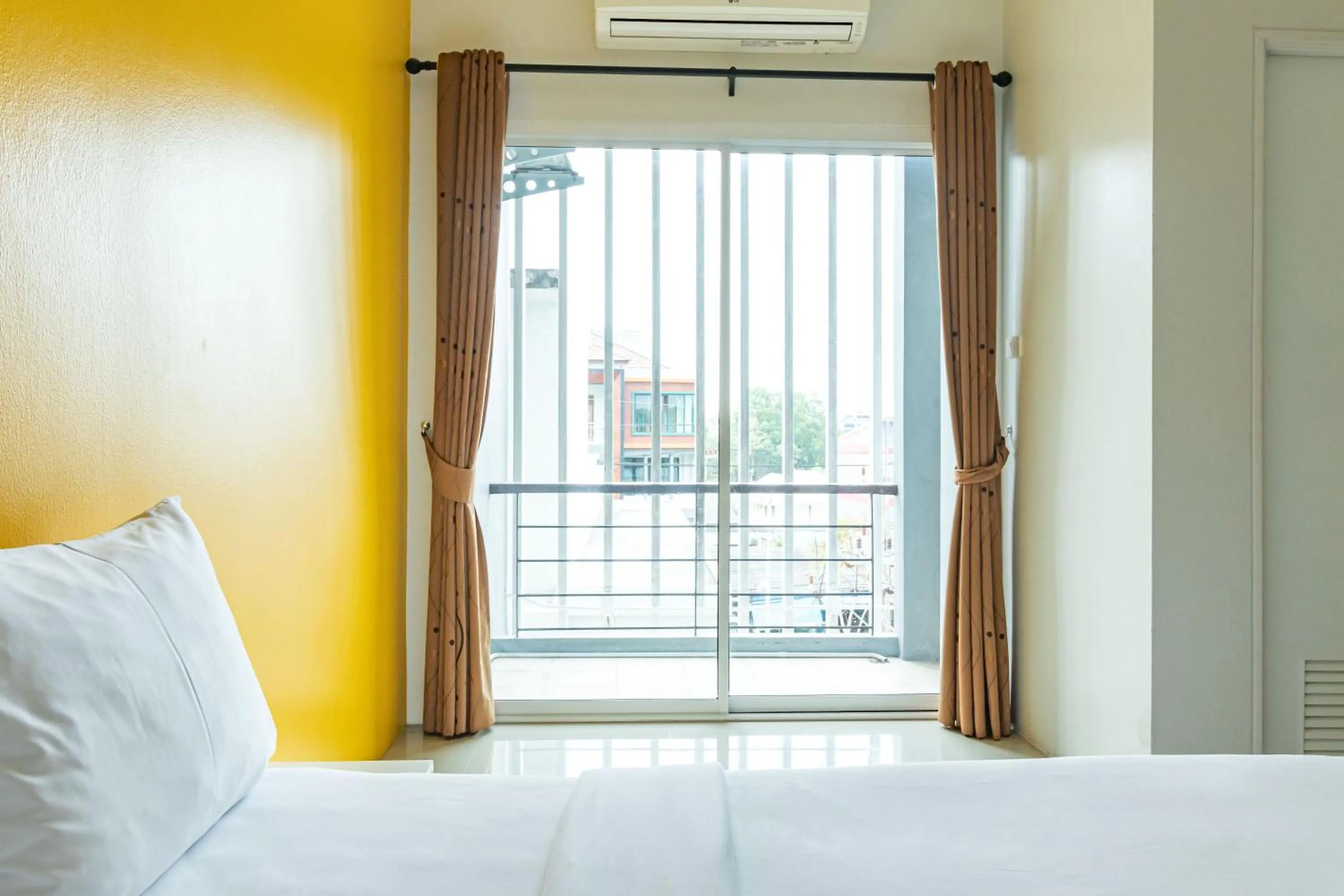 Bedroom, Bed in Udee Living Place